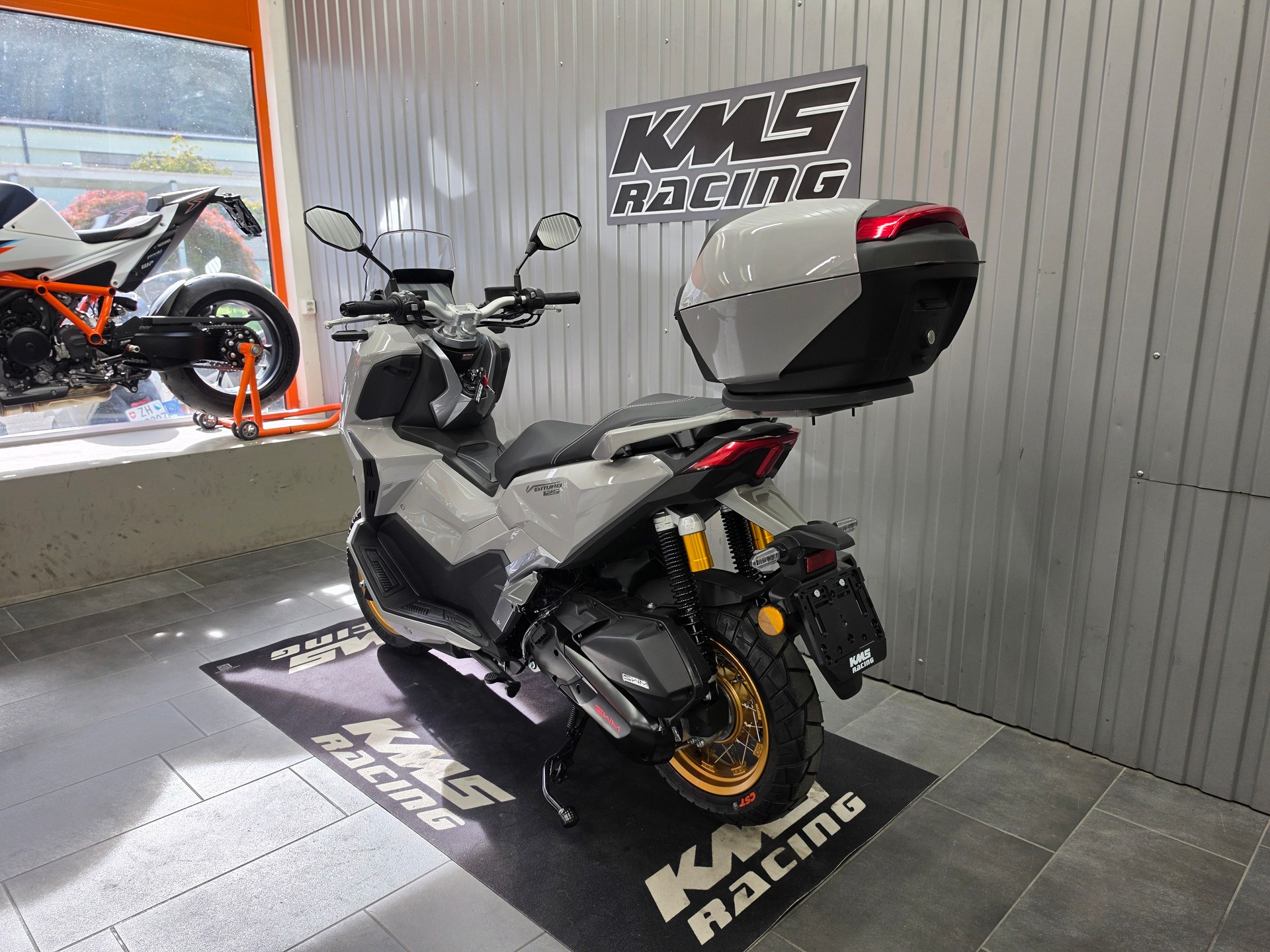 SWM Venturo 125-image-5