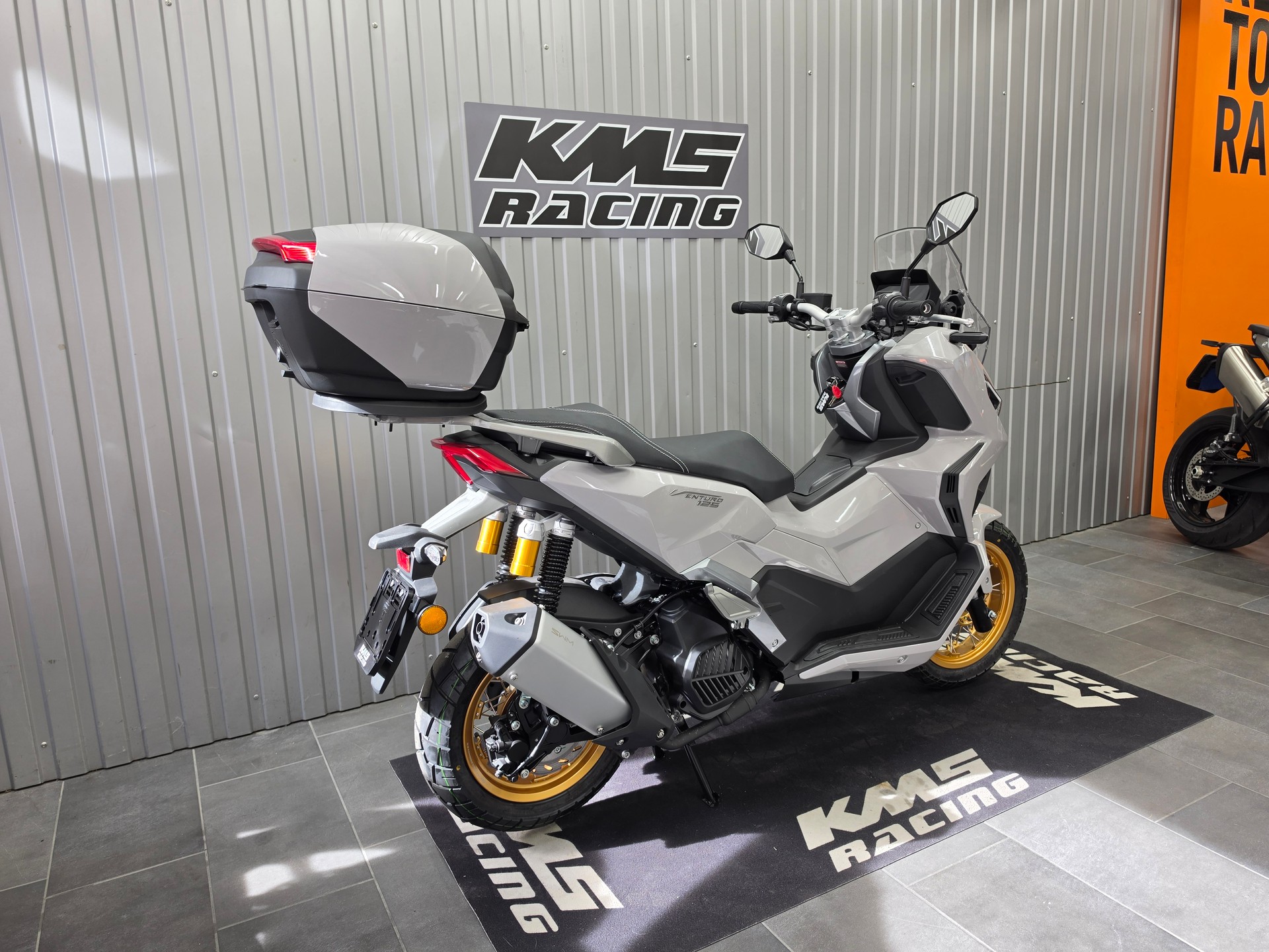 SWM Venturo 125-image-2