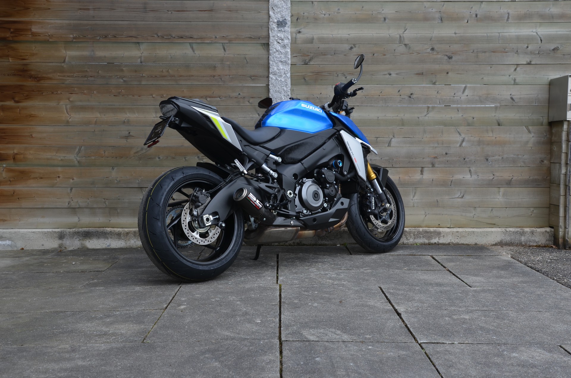 SUZUKI GSX-S 1000-image-5