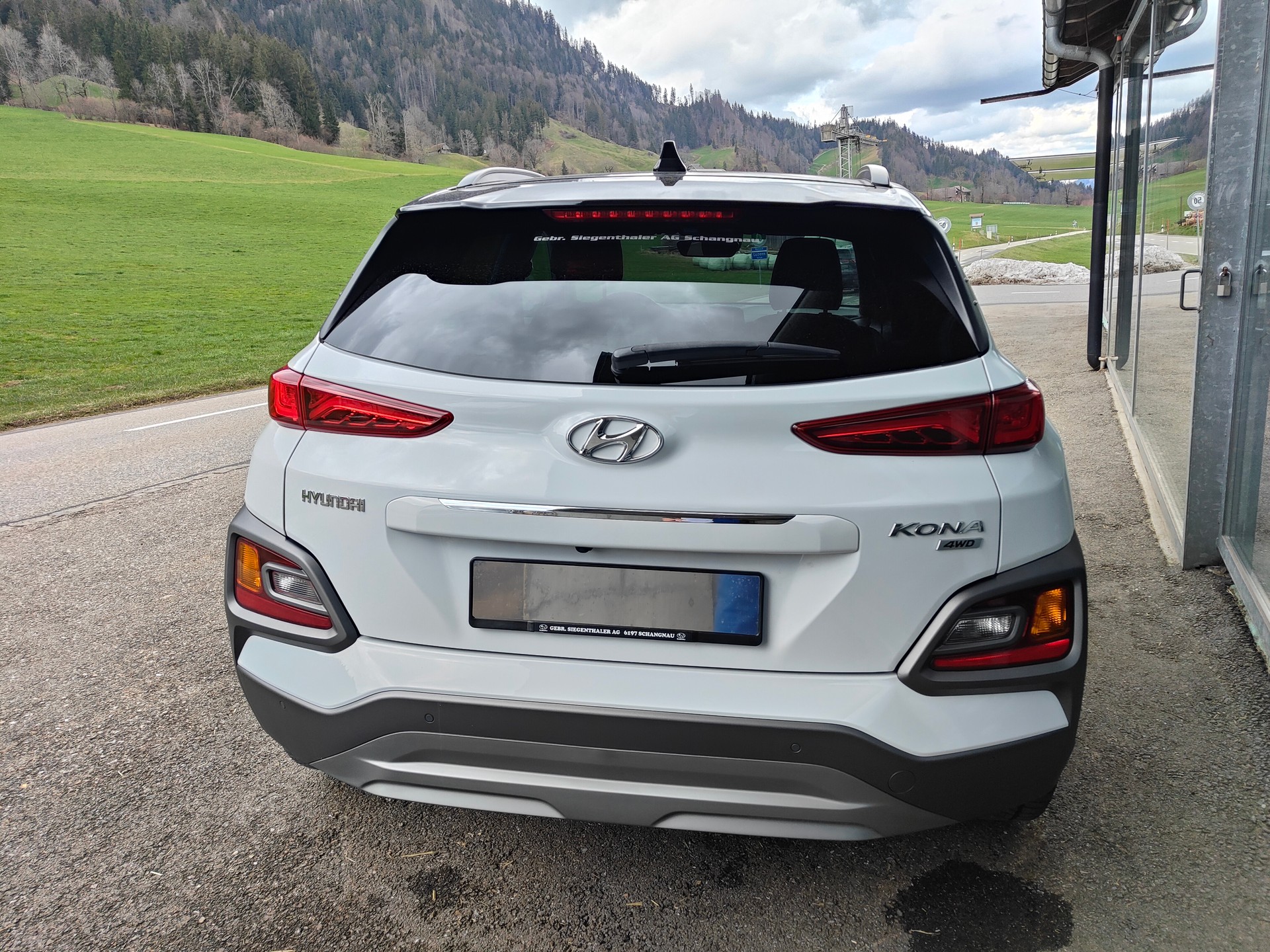 HYUNDAI Kona 1.6 CRDI Vertex 4WD DCT-showroom-element-3