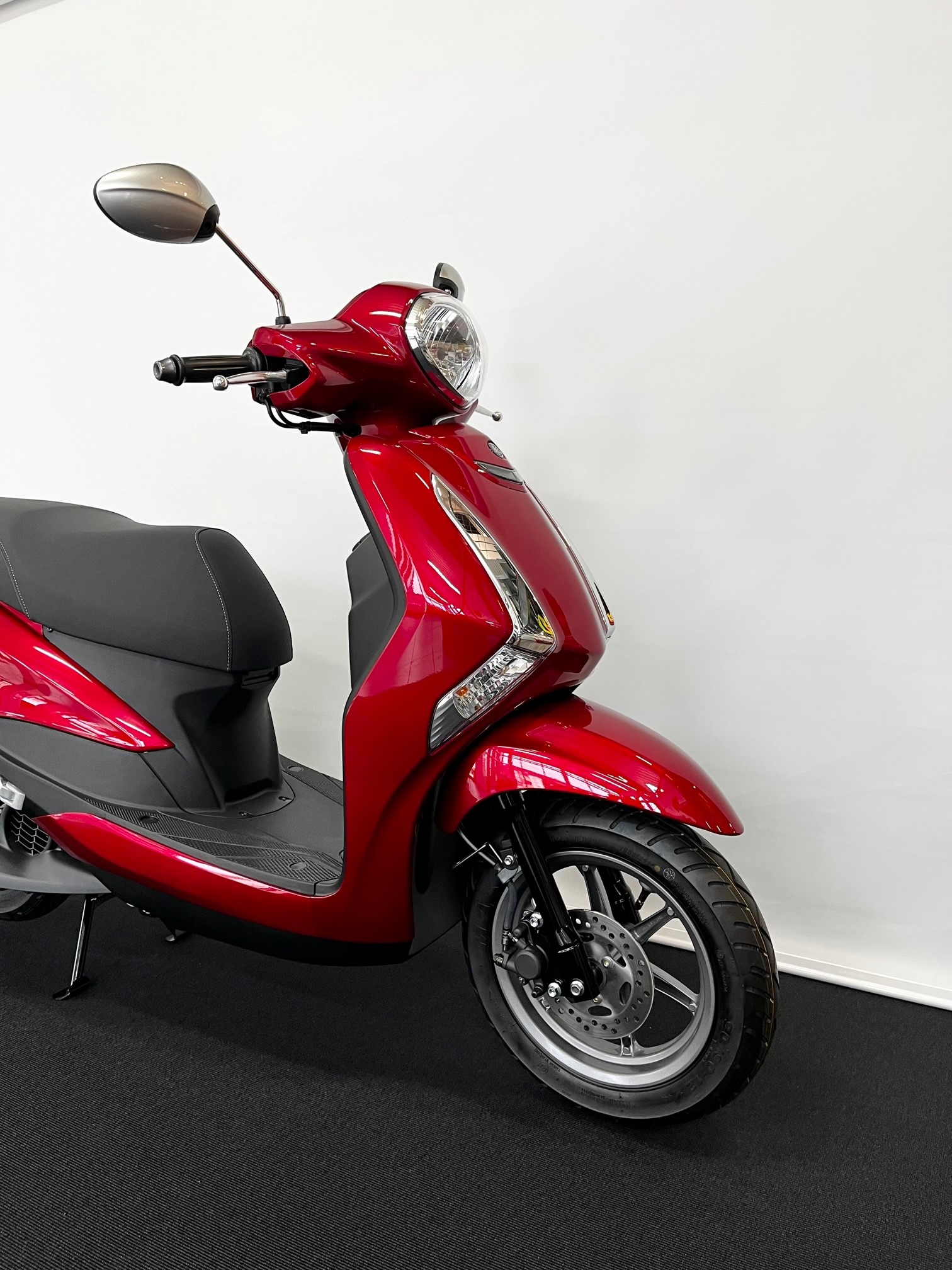 YAMAHA D'elight LTS 125-image-2