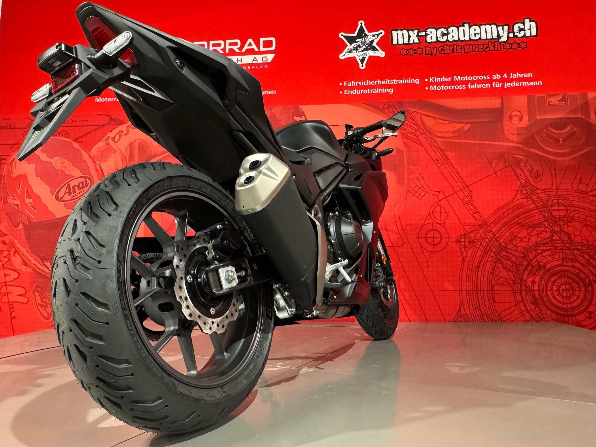 HONDA CBR 500 R (35kW)**Neufahrzeug-showroom-element-2