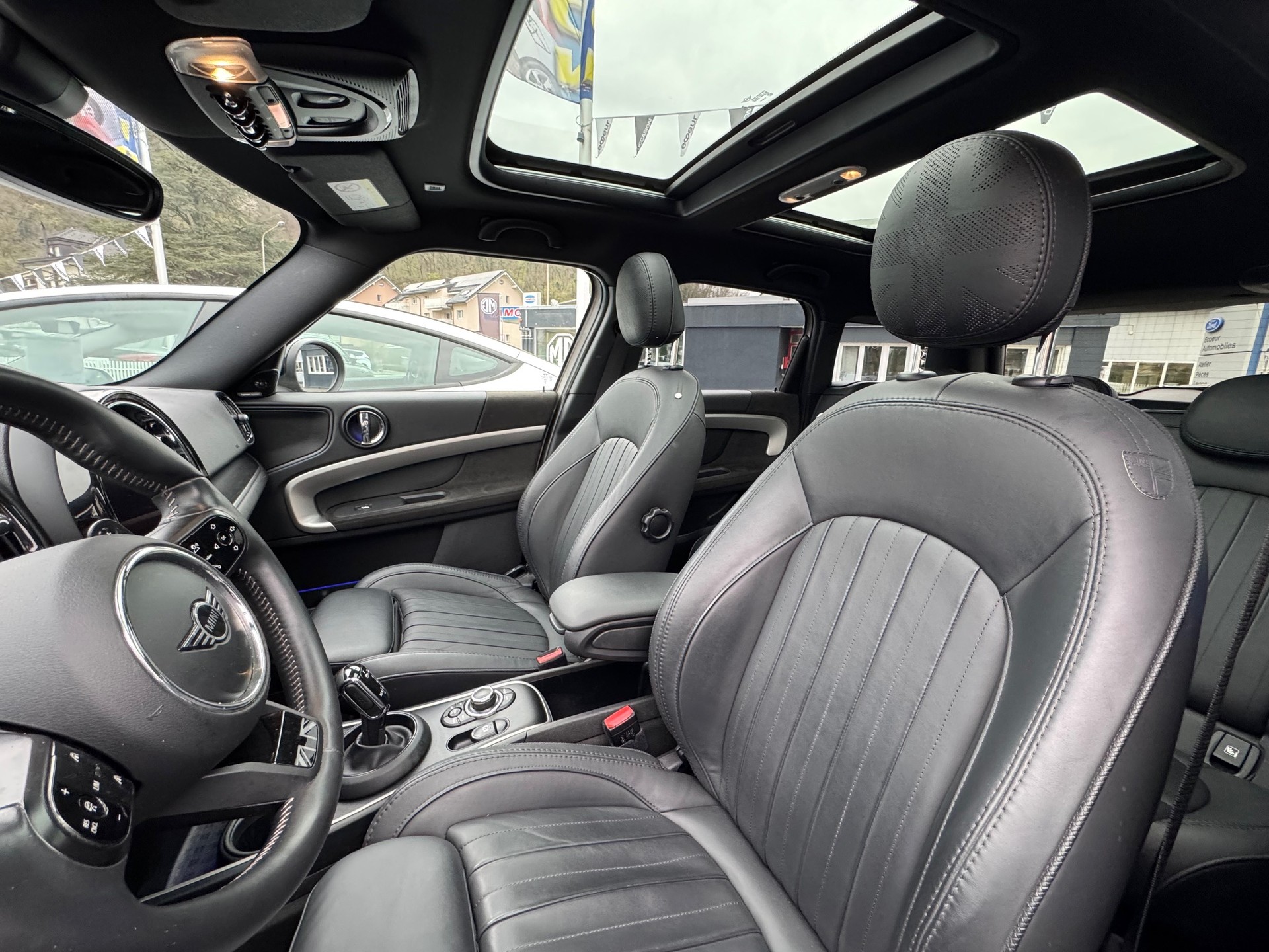 MINI Countryman F60 2.0i Cooper S ALL4-image-15