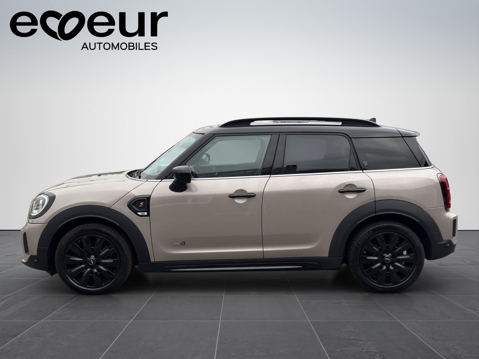 MINI Countryman F60 2.0i Cooper S ALL4-image-1