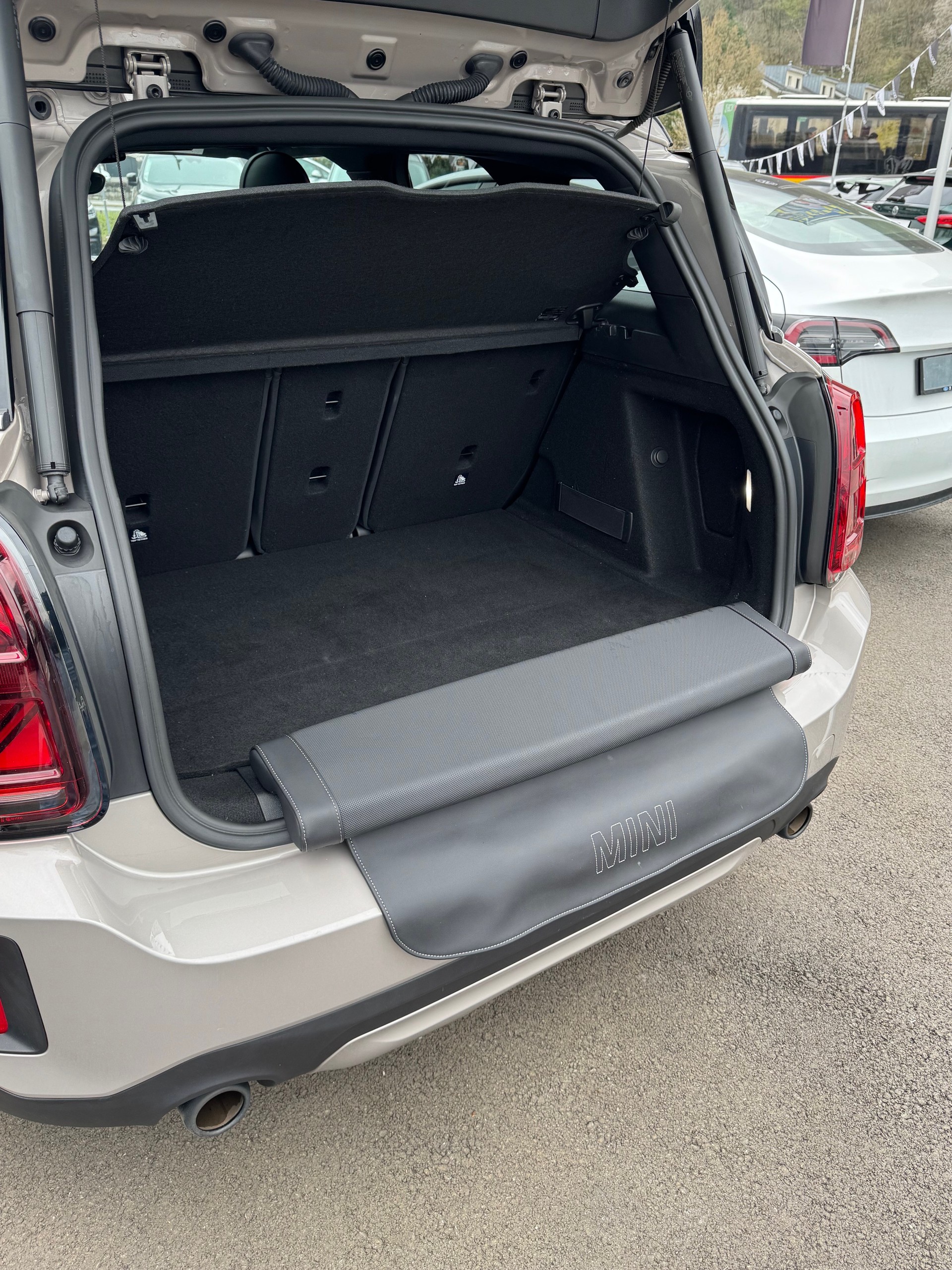 MINI Countryman F60 2.0i Cooper S ALL4-image-14