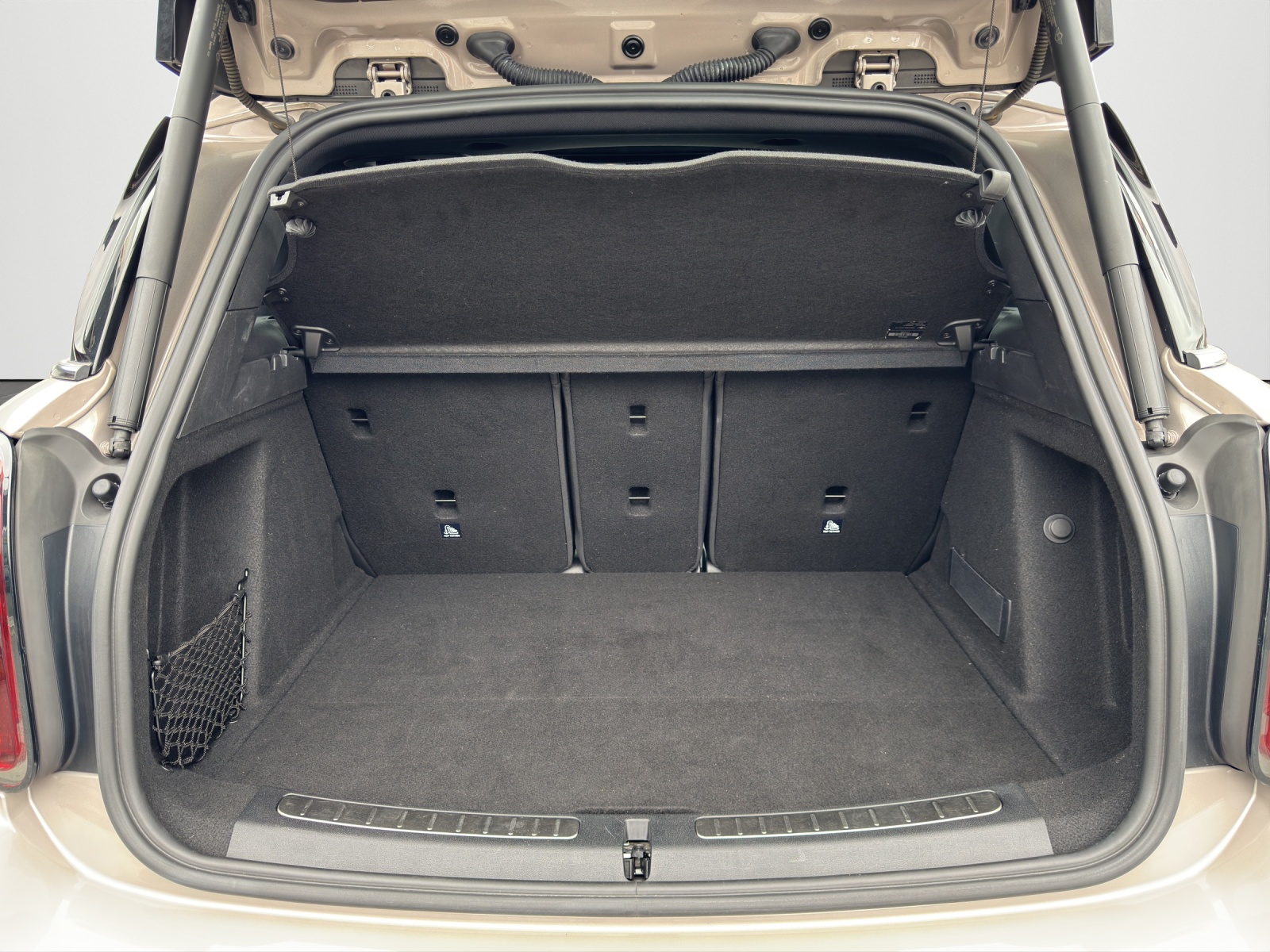 MINI Countryman F60 2.0i Cooper S ALL4-image-13