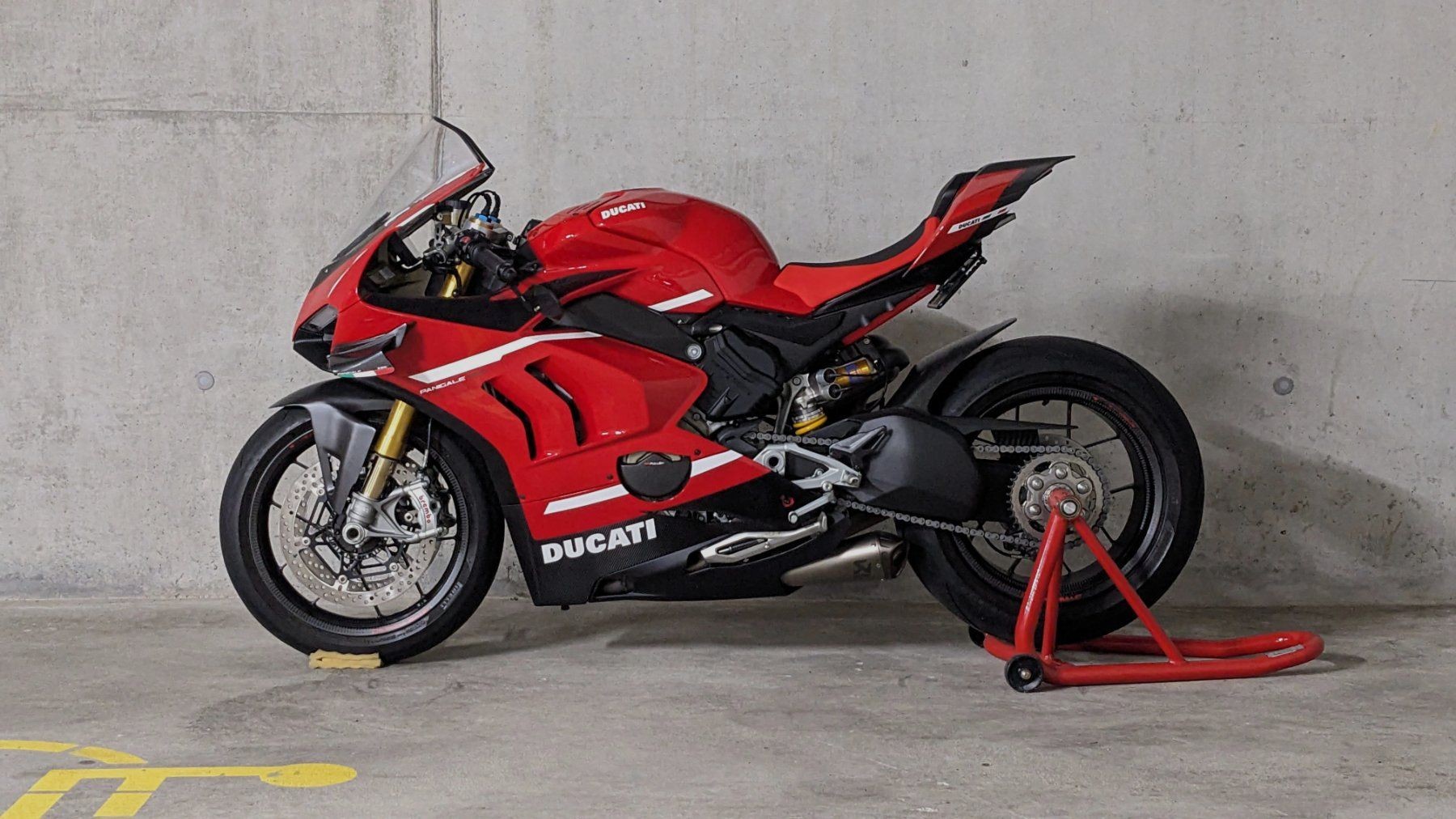 DUCATI Panigale 1103 V4 S-image-1