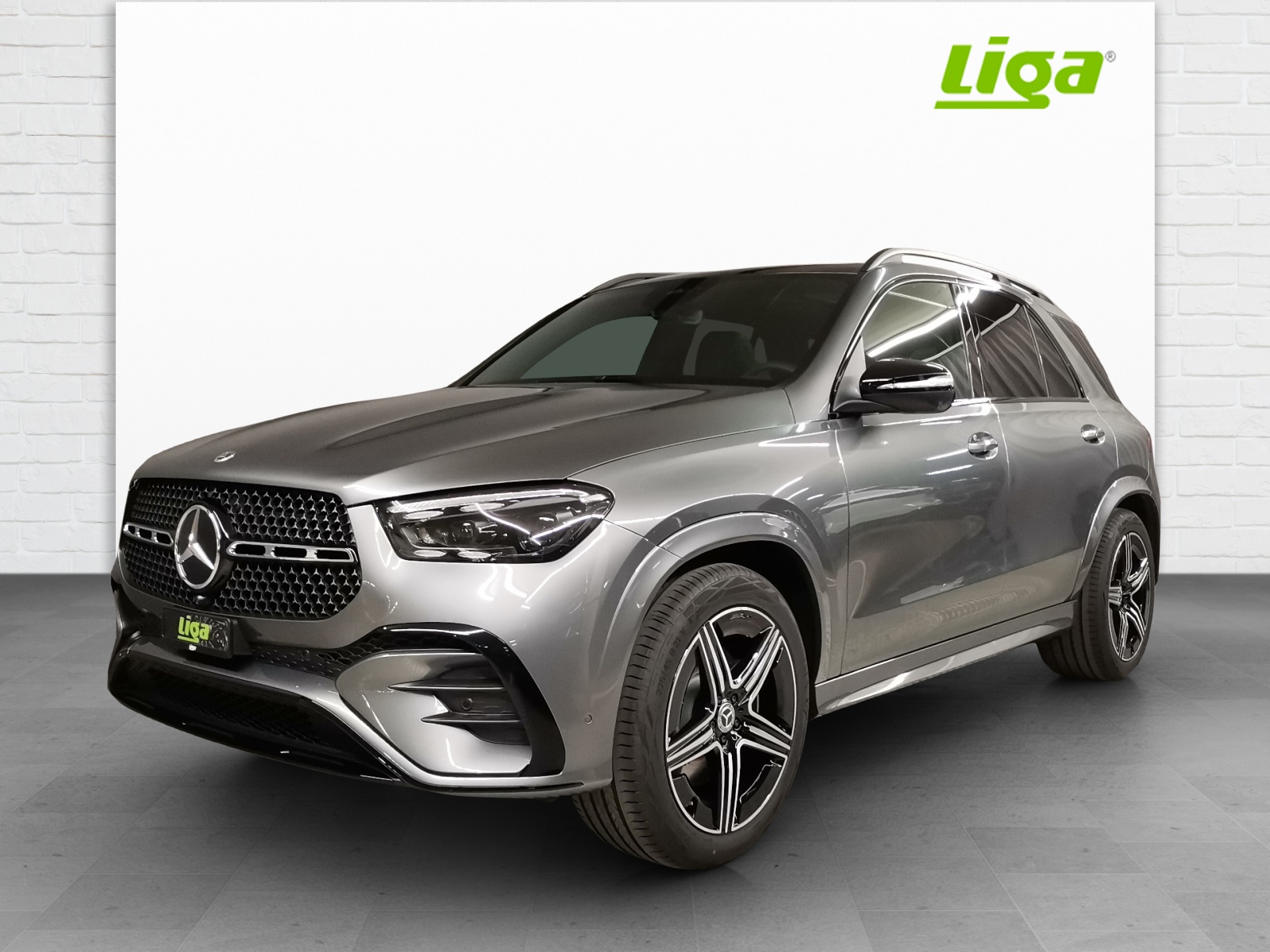MERCEDES-BENZ GLE 300 d AMG Line 4Matic-showroom-element-1
