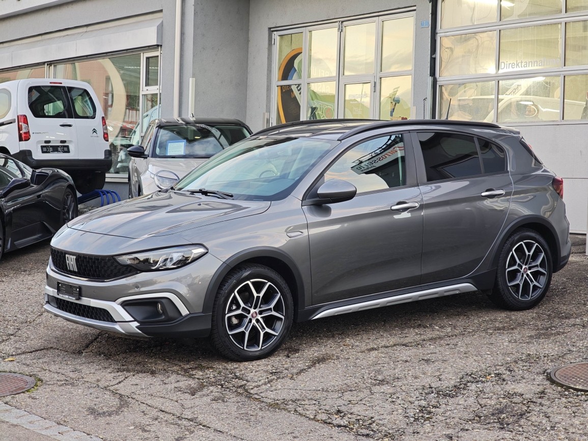 FIAT Tipo 1.5 Hybrid Swiss Cross 5D-image-1