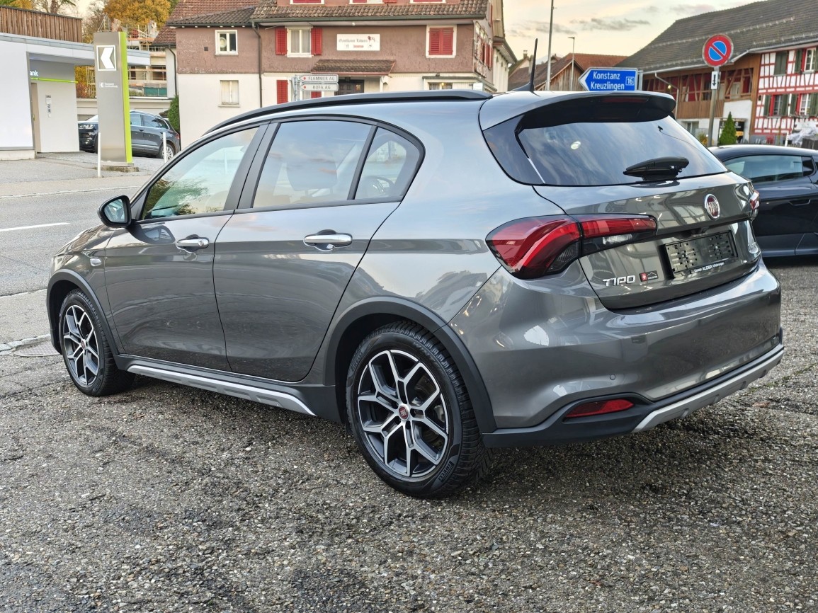 FIAT Tipo 1.5 Hybrid Swiss Cross 5D-image-6