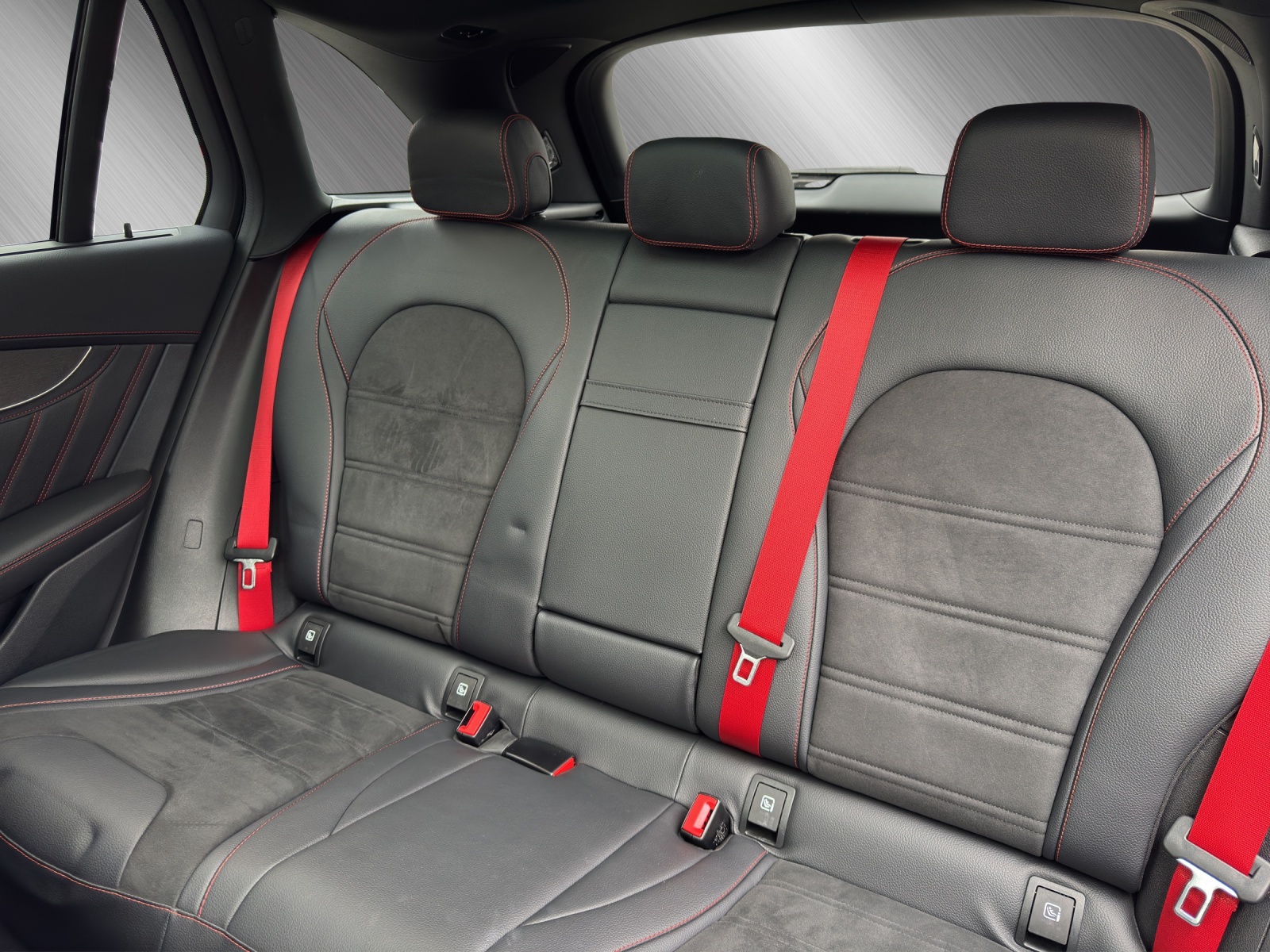 MERCEDES-BENZ GLC 43 AMG 4m-image-13