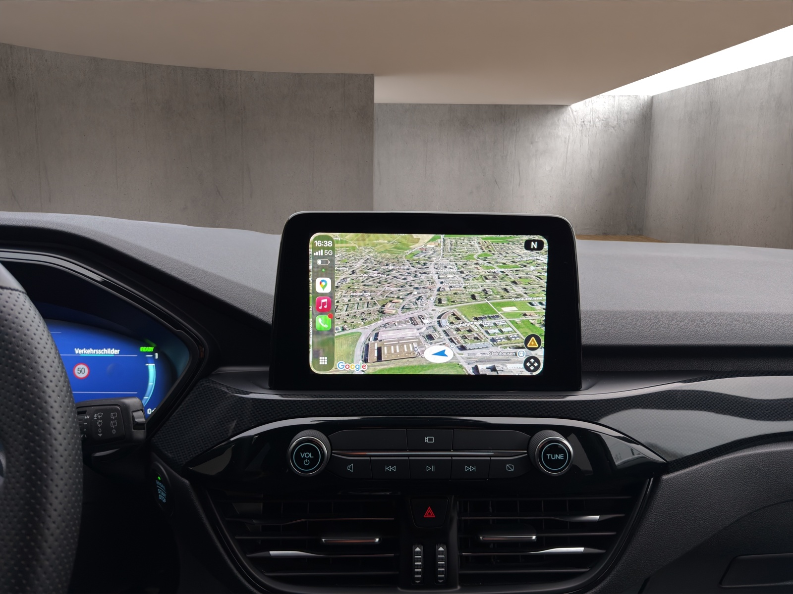 FORD Kuga 2.5 PHEV ST-Line 2WD-image-12