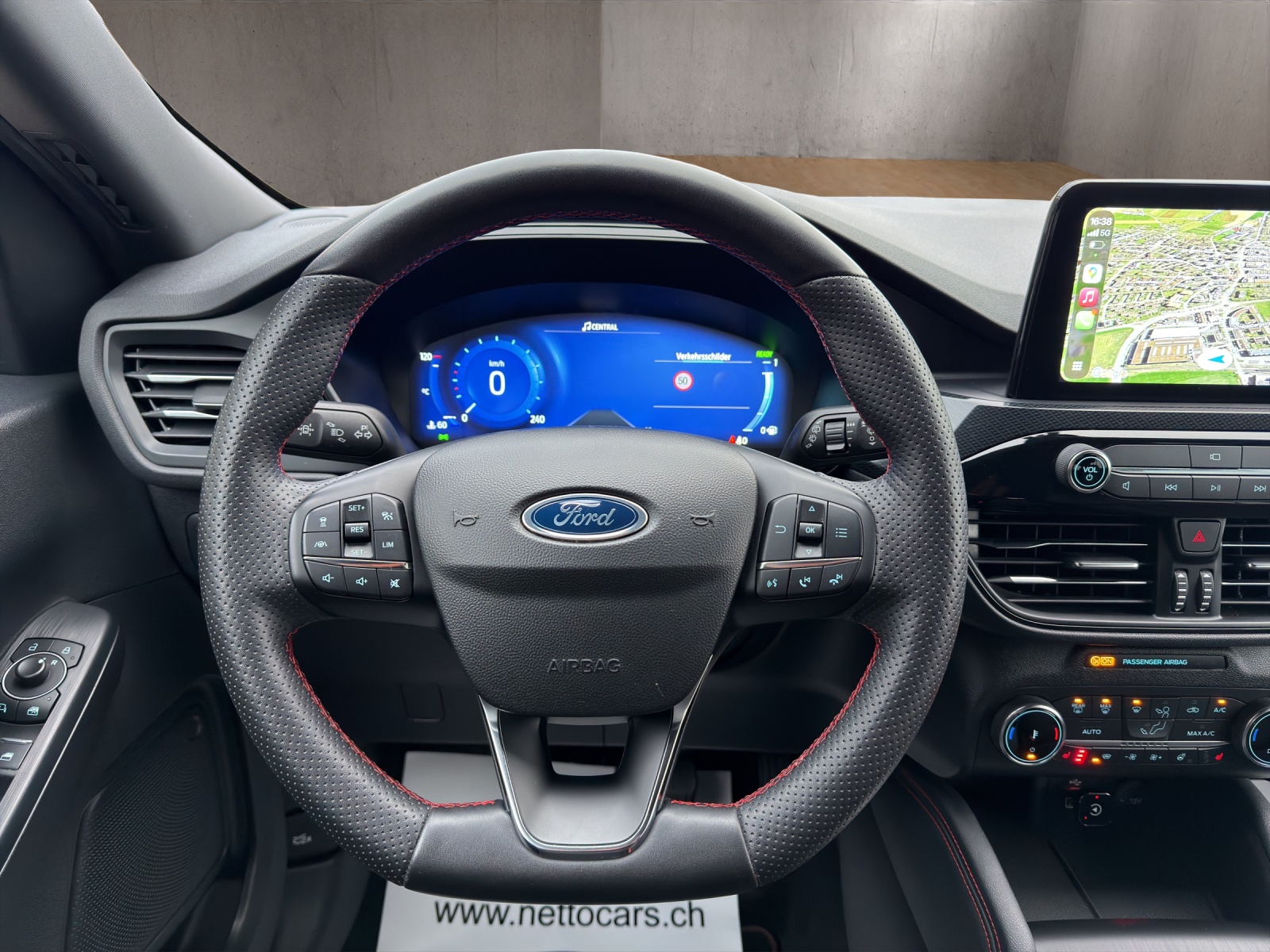 FORD Kuga 2.5 PHEV ST-Line 2WD-image-17