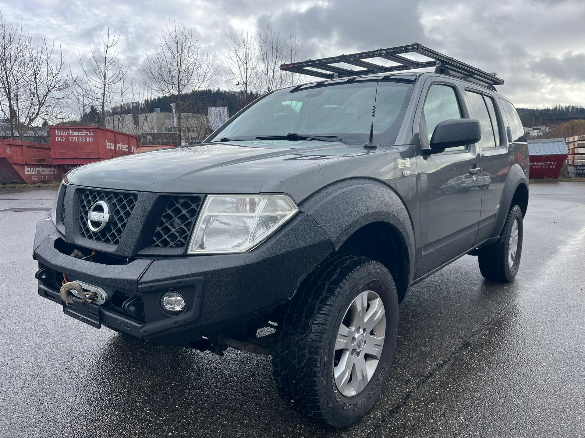 NISSAN Pathfinder 2.5 dCi LE-image-3