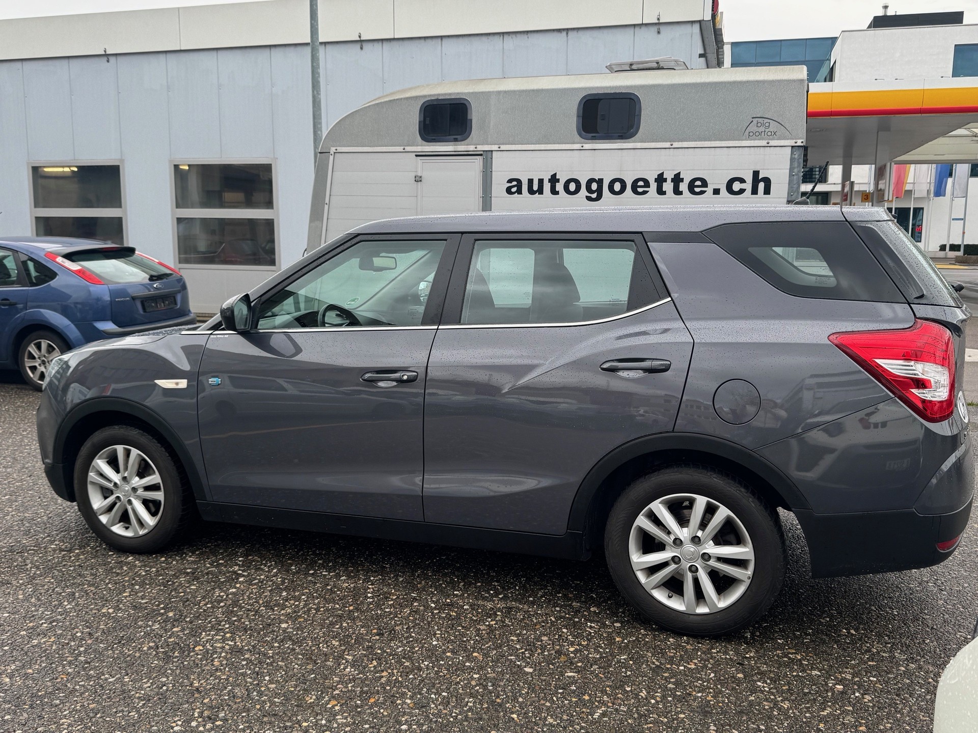 KGM-SsangYong XLV 1.6 eXDi Quartz 2WD Automatic-showroom-element-1