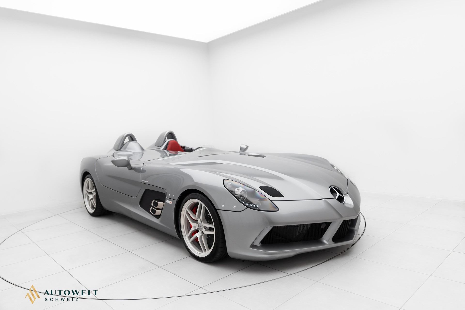 MERCEDES-BENZ McLaren Stirling Moss 1 of 75