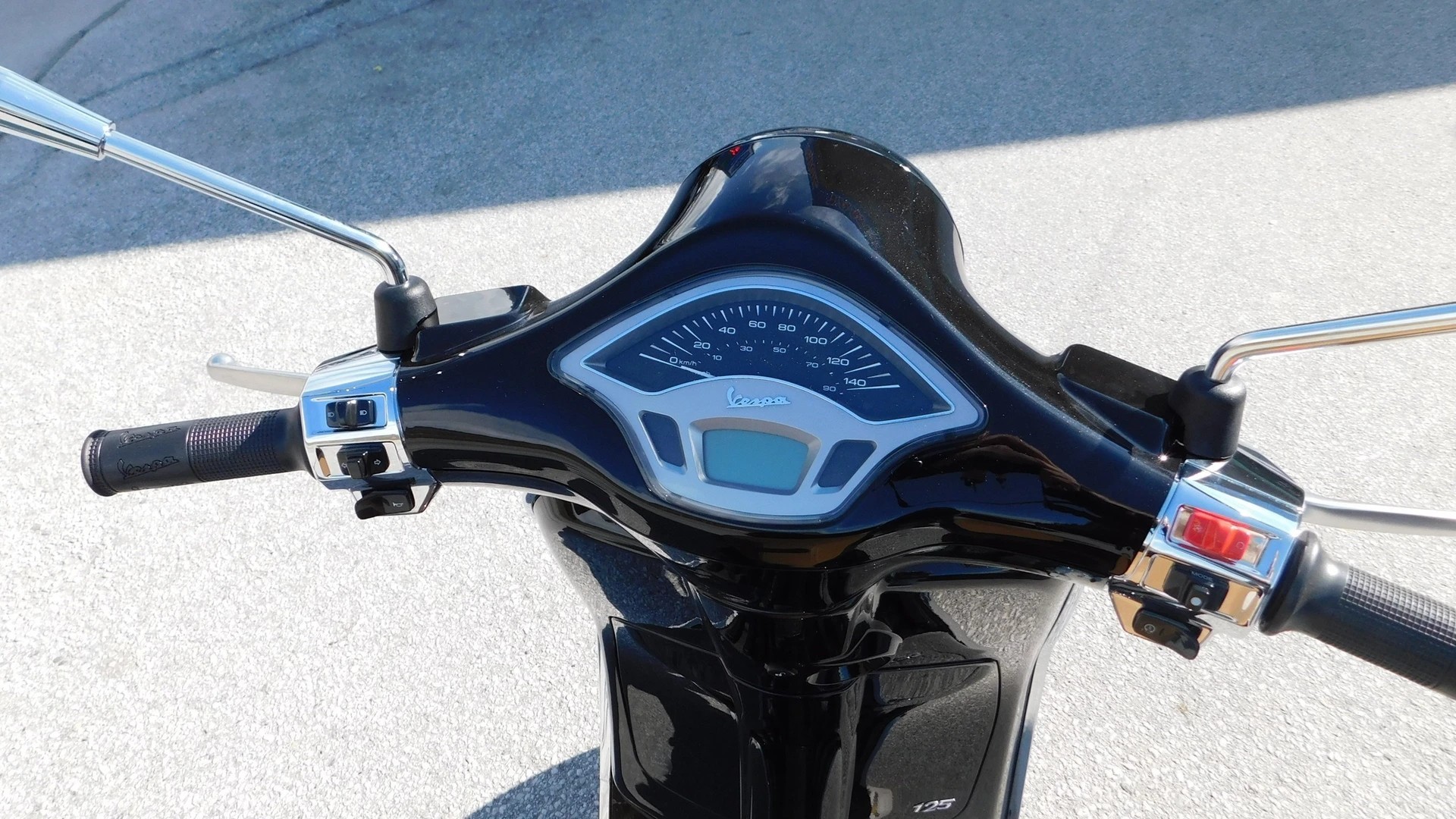 PIAGGIO Vespa 125 Primavera ABS-image-3