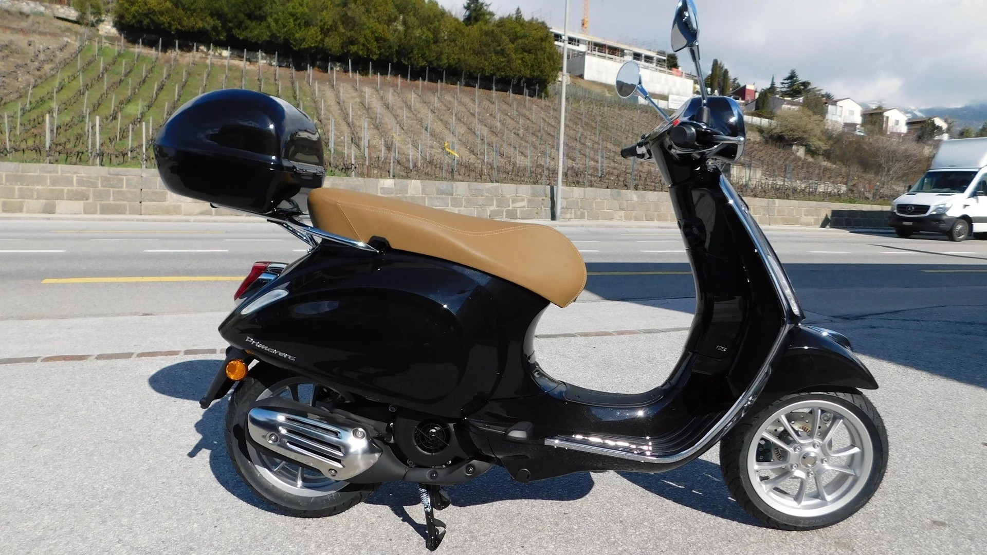 PIAGGIO Vespa 125 Primavera ABS-image-2