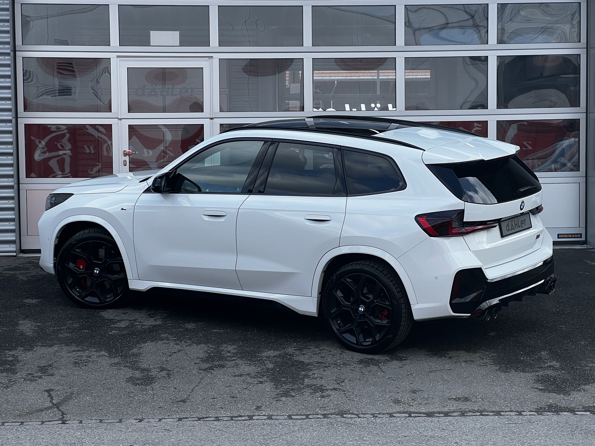 BMW X1 xDrive M35i M SPORTPAKET PRO-showroom-element-3