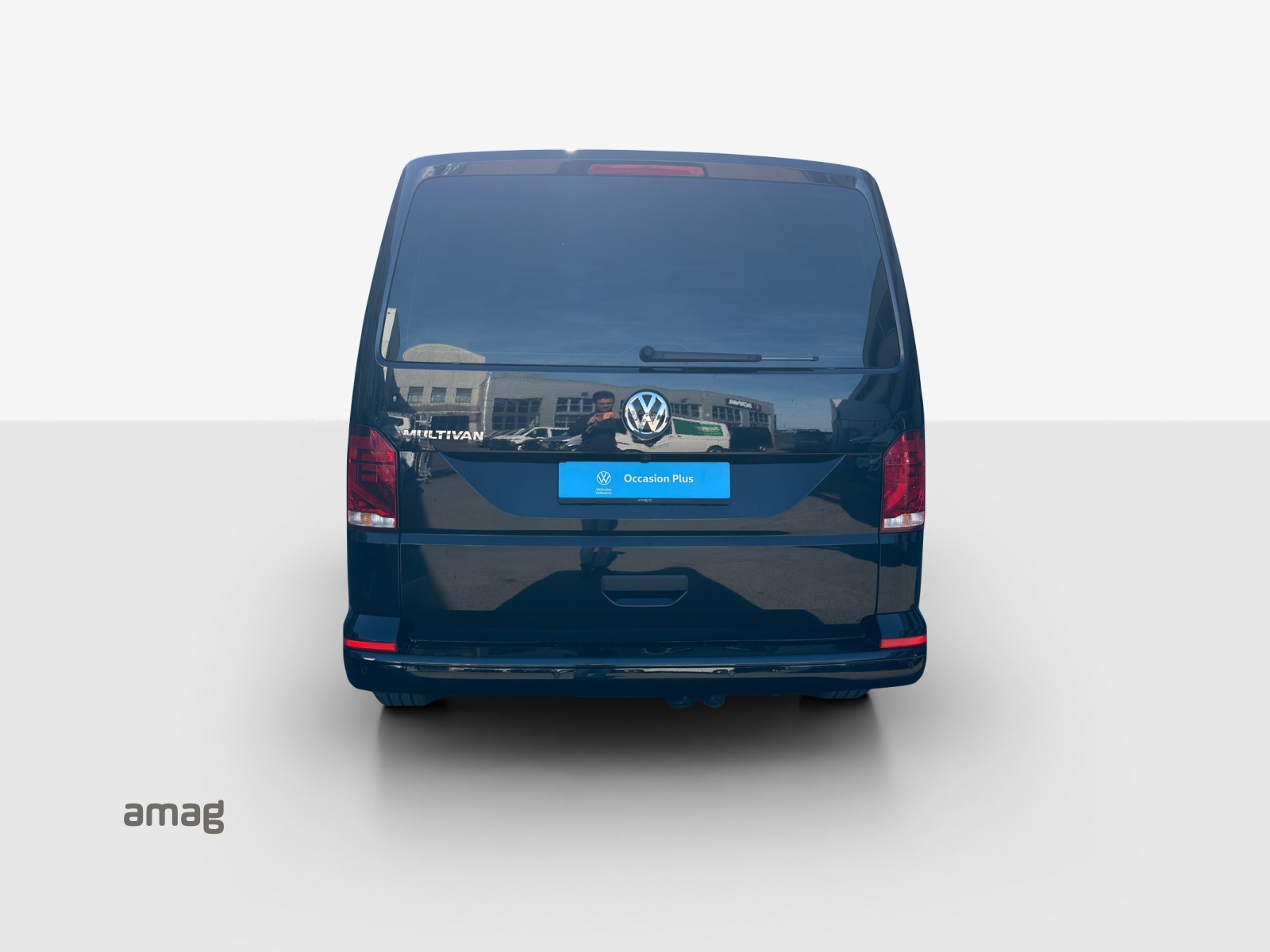 VW T6.1 Multivan 2.0 TDI Family DSG-showroom-element-3