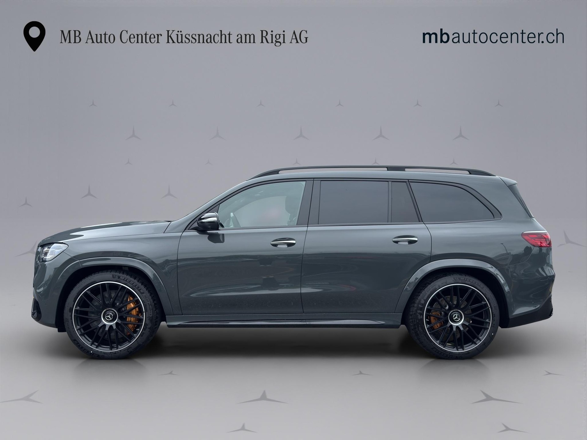 MERCEDES-BENZ GLS 63 AMG 4matic+-showroom-element-2