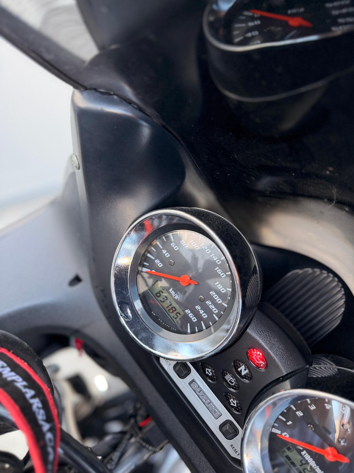 SUZUKI GSF 1200 S Bandit-image-6