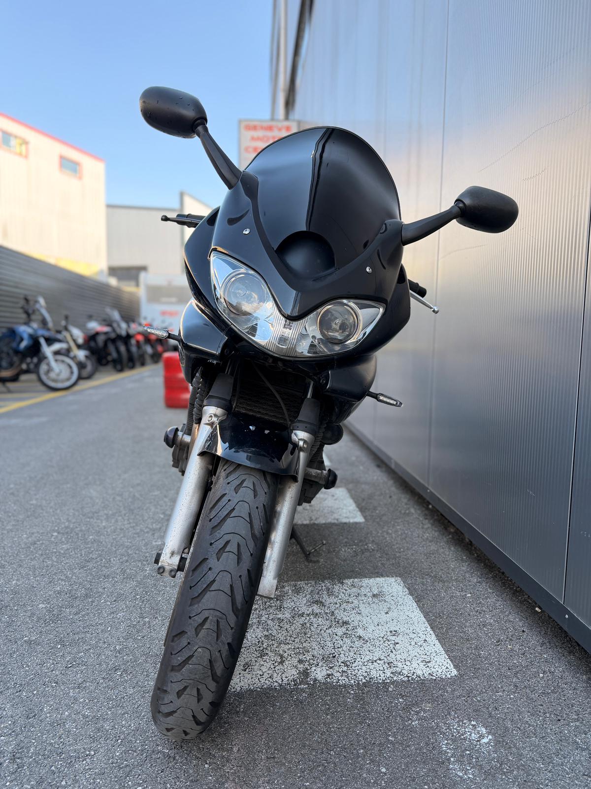 SUZUKI GSF 1200 S Bandit-image-3