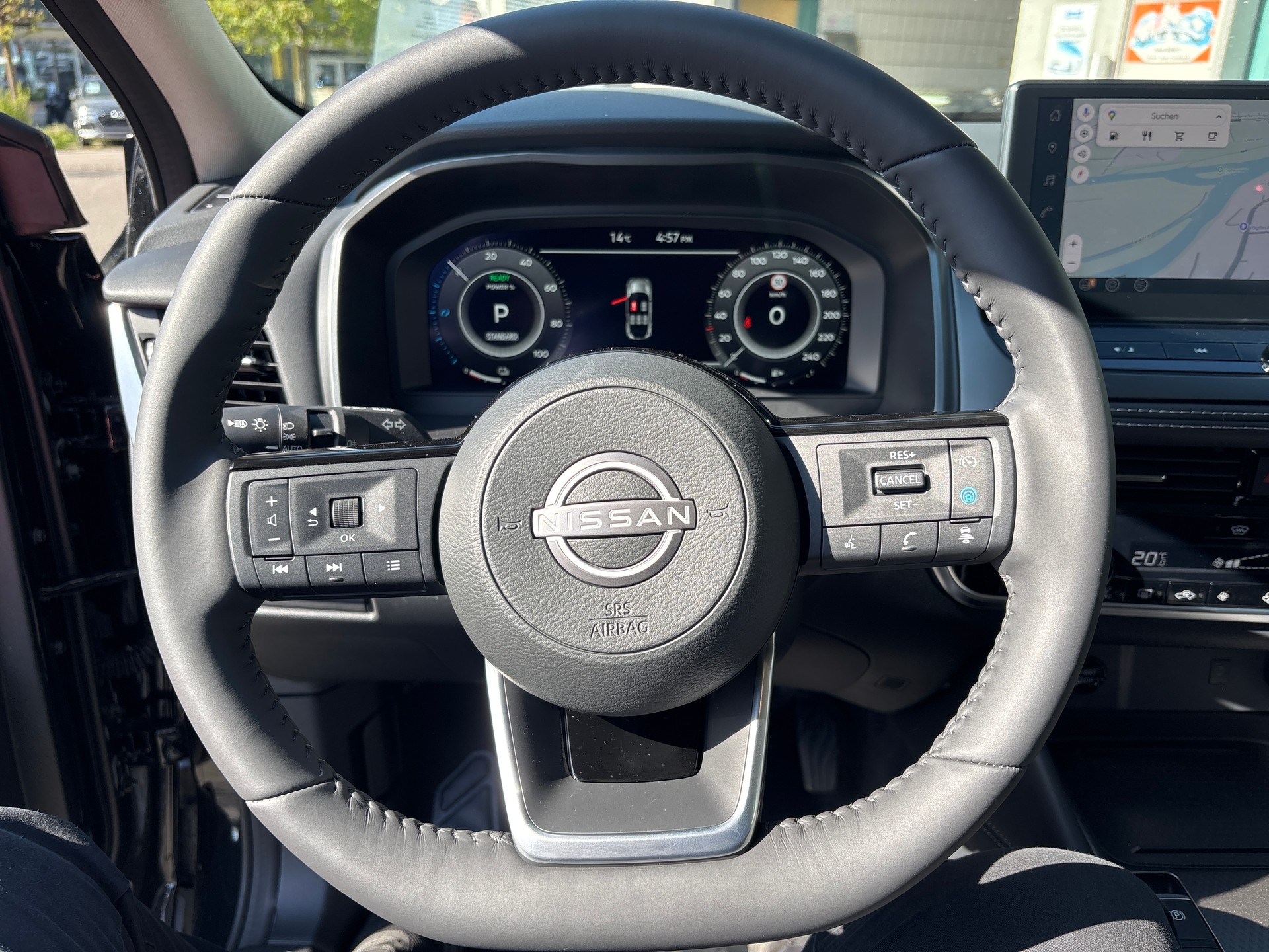 NISSAN Qashqai 1.5 VC-T e-Power N-Connecta-image-11