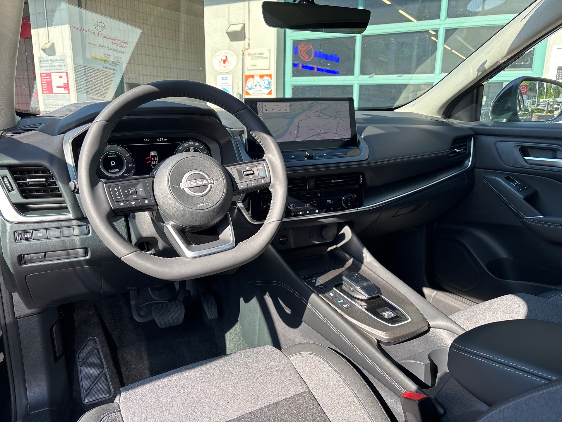 NISSAN Qashqai 1.5 VC-T e-Power N-Connecta-image-9