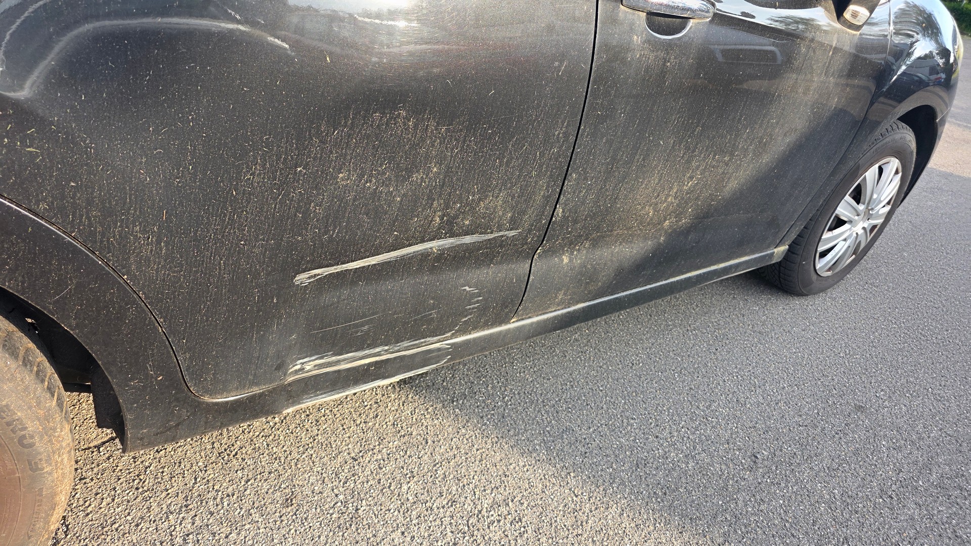 CITROEN C3 1.4i 16V Exclusive-image-4