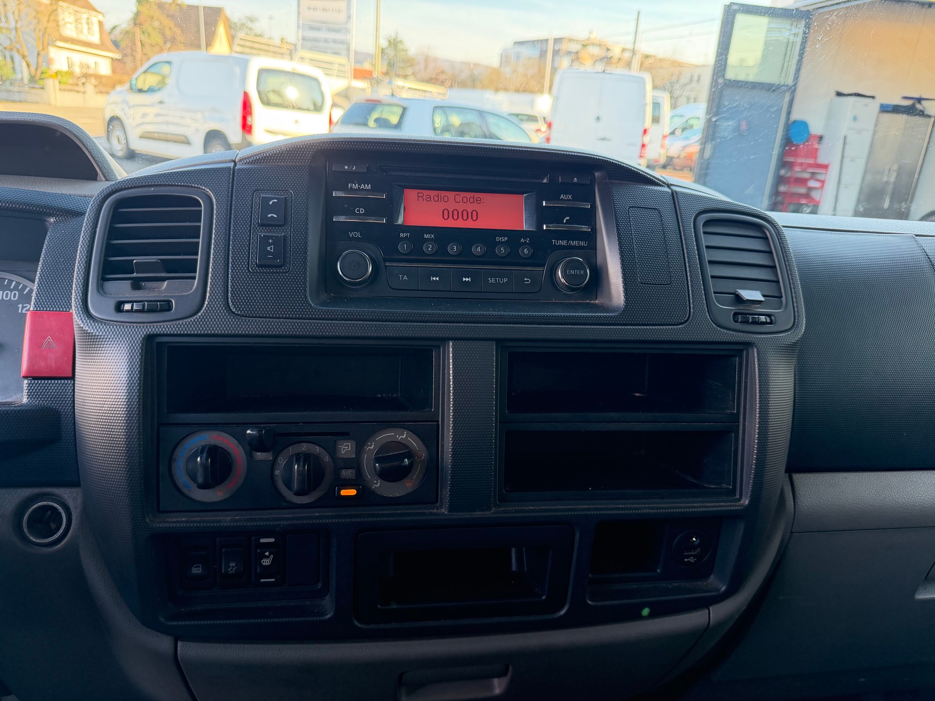 NISSAN NT400 Cabstar 35.15 L1 PRO-image-12