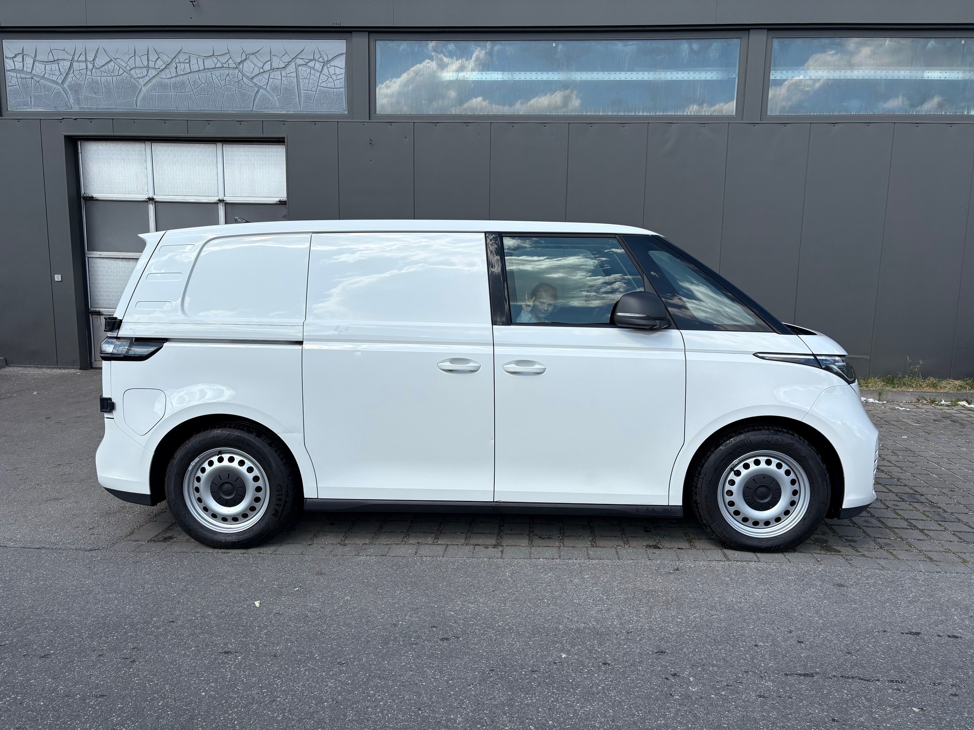 VW 77kWh-image-1