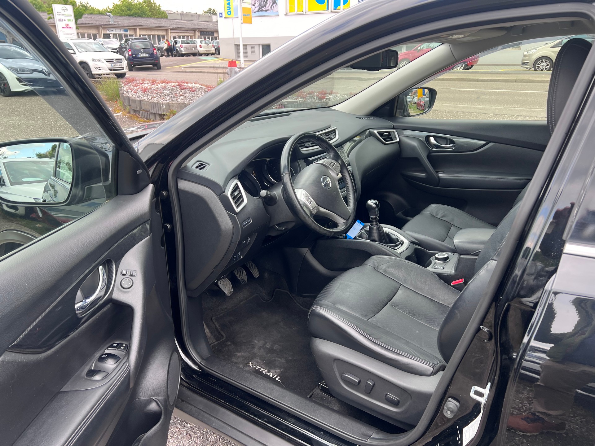 NISSAN X-Trail 1.6 dCi tekna ALL-MODE 4x4-image-9