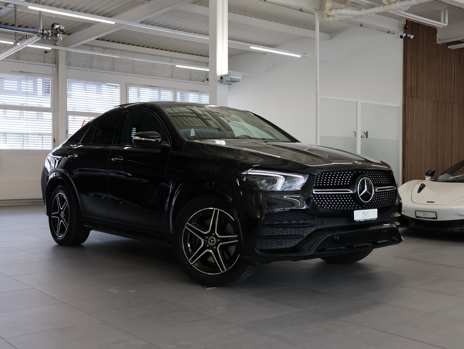 MERCEDES-BENZ GLE Coupé 300 d 4Matic+ 9G-Tronic *Panorama* *Burmester* *360 Kamera*