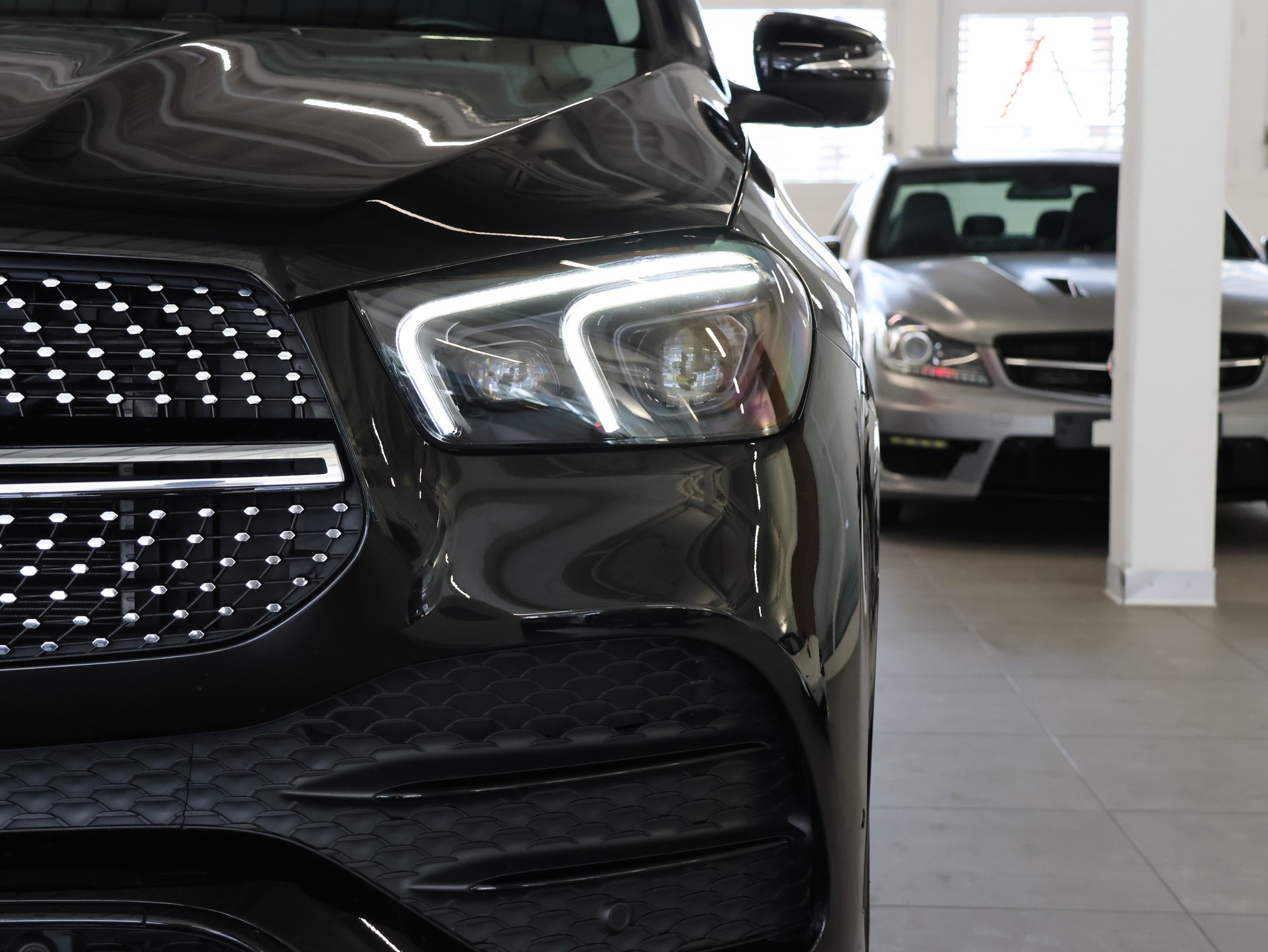 MERCEDES-BENZ GLE Coupé 300 d 4Matic+ 9G-Tronic *Panorama* *Burmester* *360 Kamera*-image-8