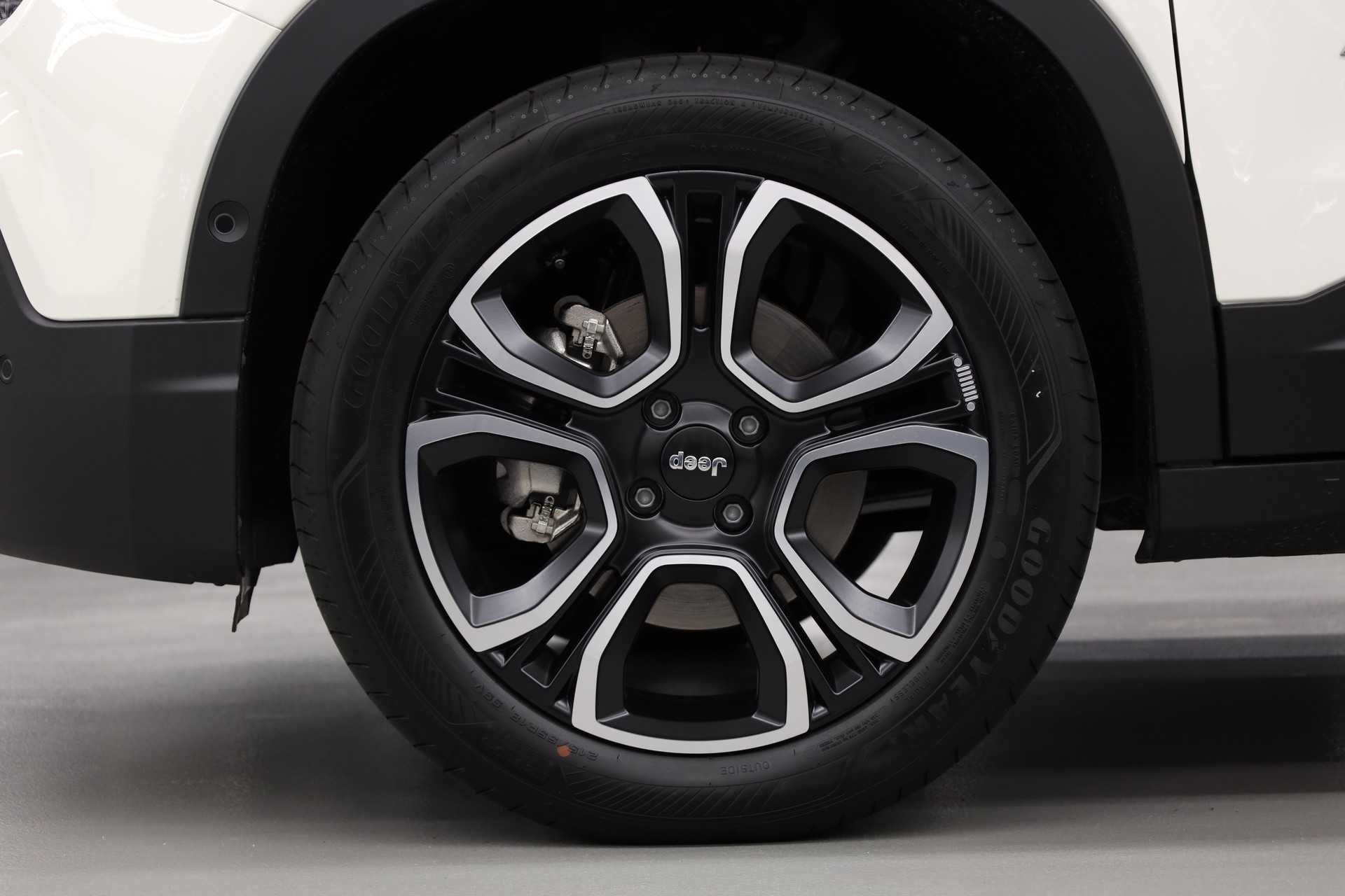 JEEP Avenger 1.2 MHEV Summit-image-11