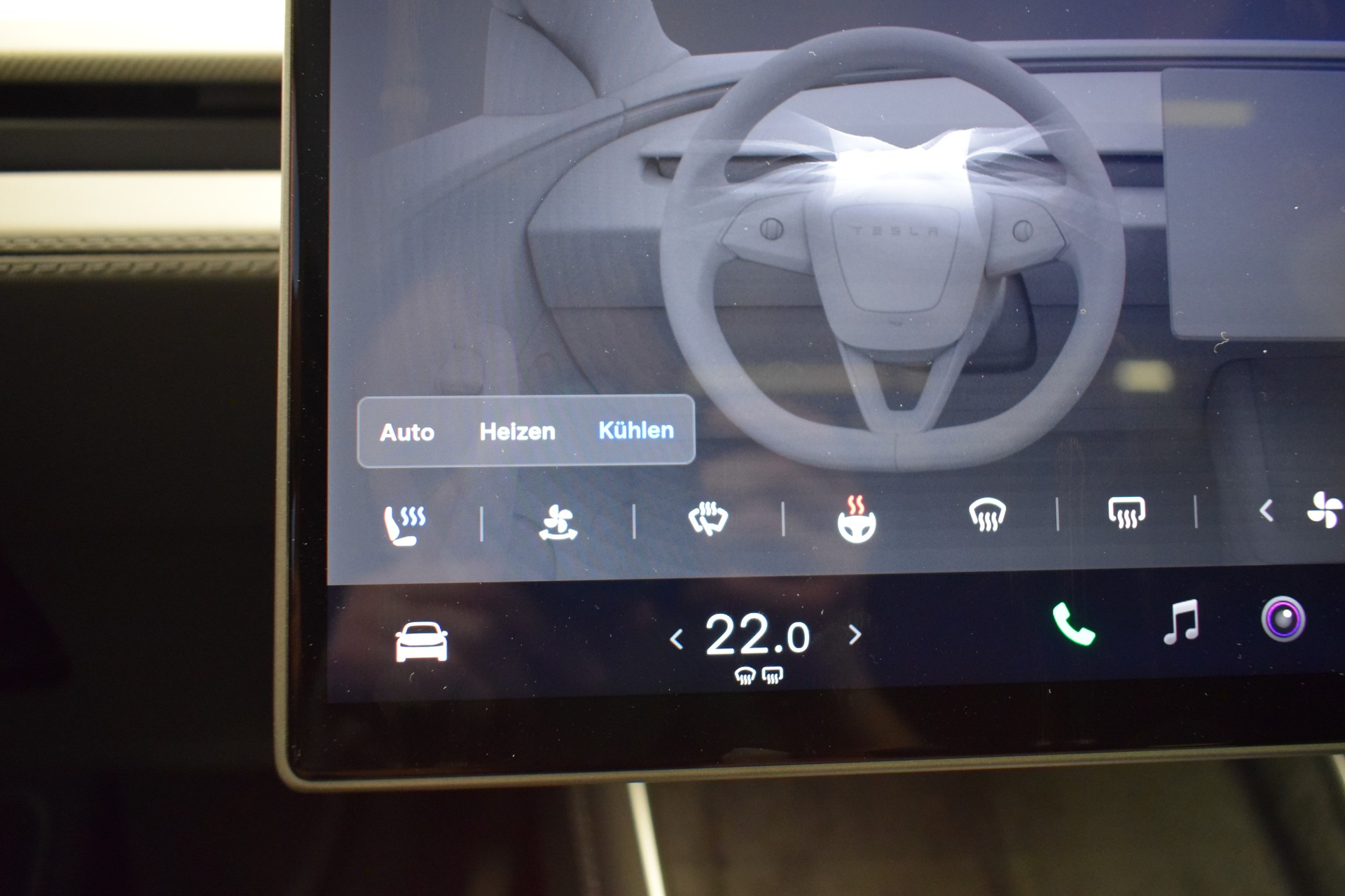 TESLA Model Y Performance 4WD 626PS, Stealth Grey, 21 Zoll, Carbon, Made in Berlin-image-26