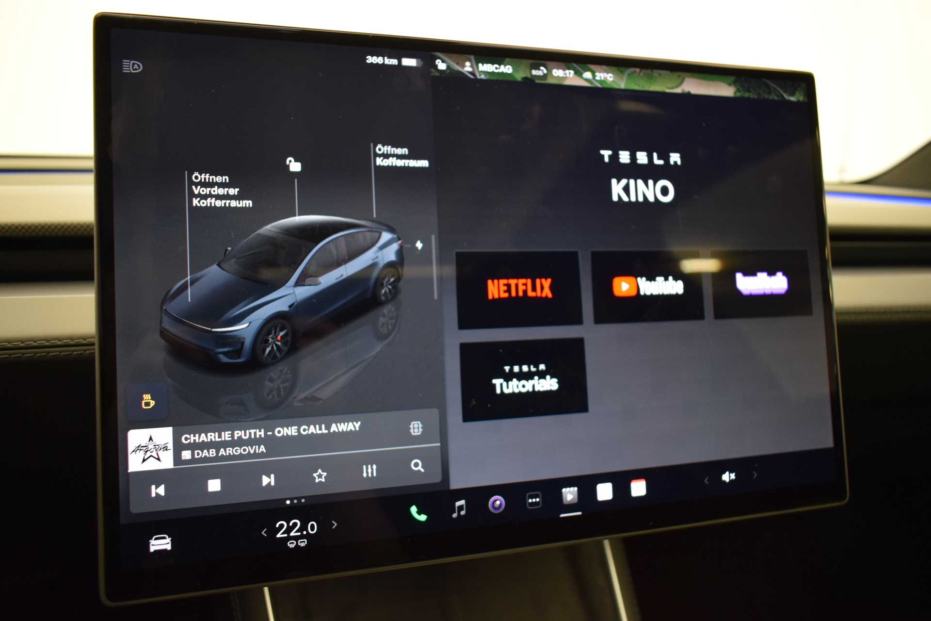 TESLA Model Y Performance 4WD 626PS, Stealth Grey, 21 Zoll, Carbon, Made in Berlin-image-24