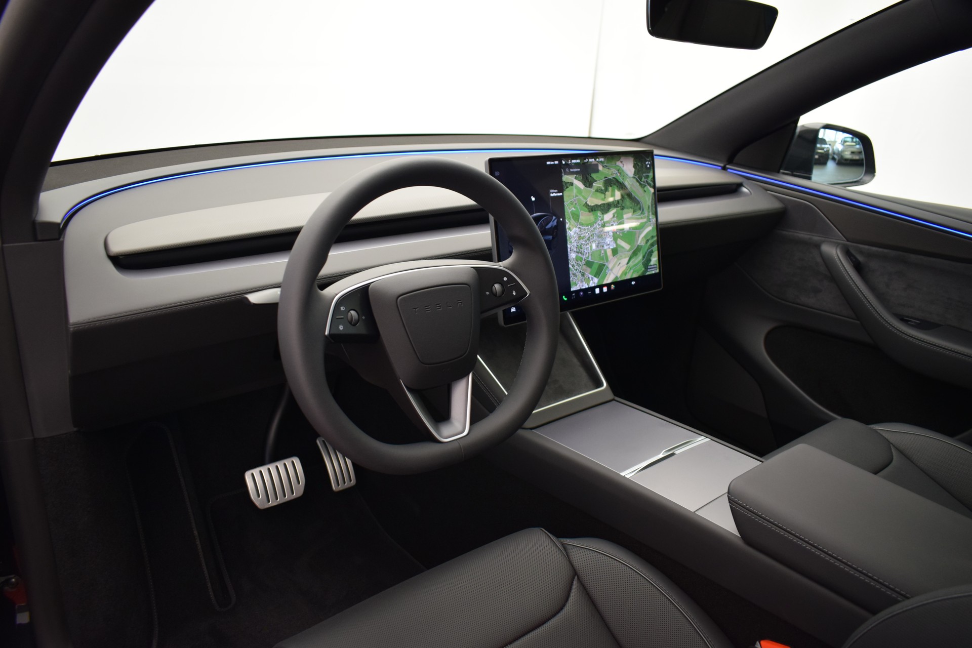TESLA Model Y Performance 4WD 626PS, Stealth Grey, 21 Zoll, Carbon, Made in Berlin-image-15