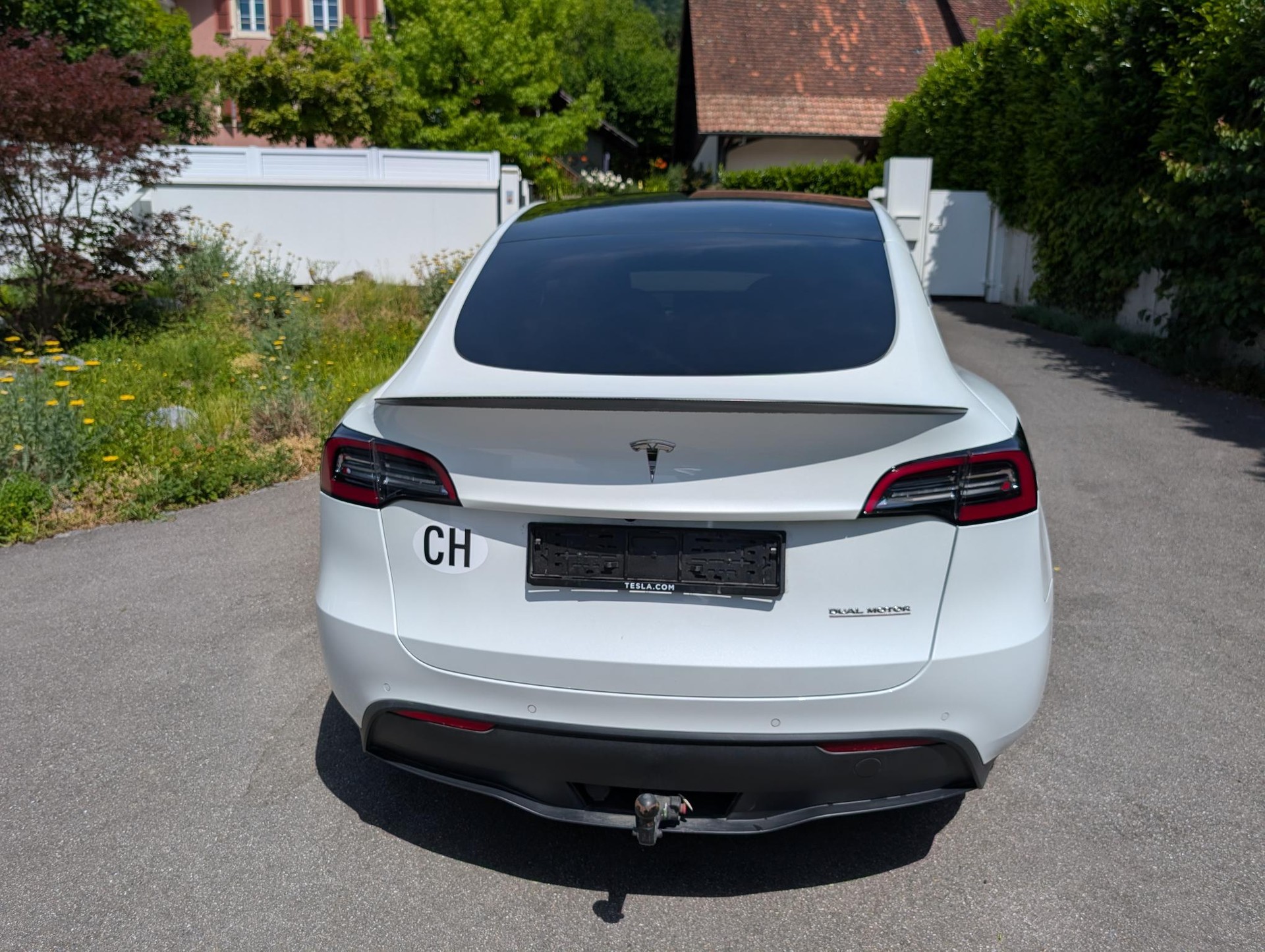 TESLA Performance D-image-2
