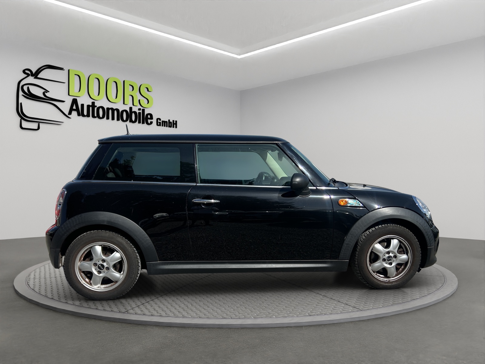 MINI One-image-8