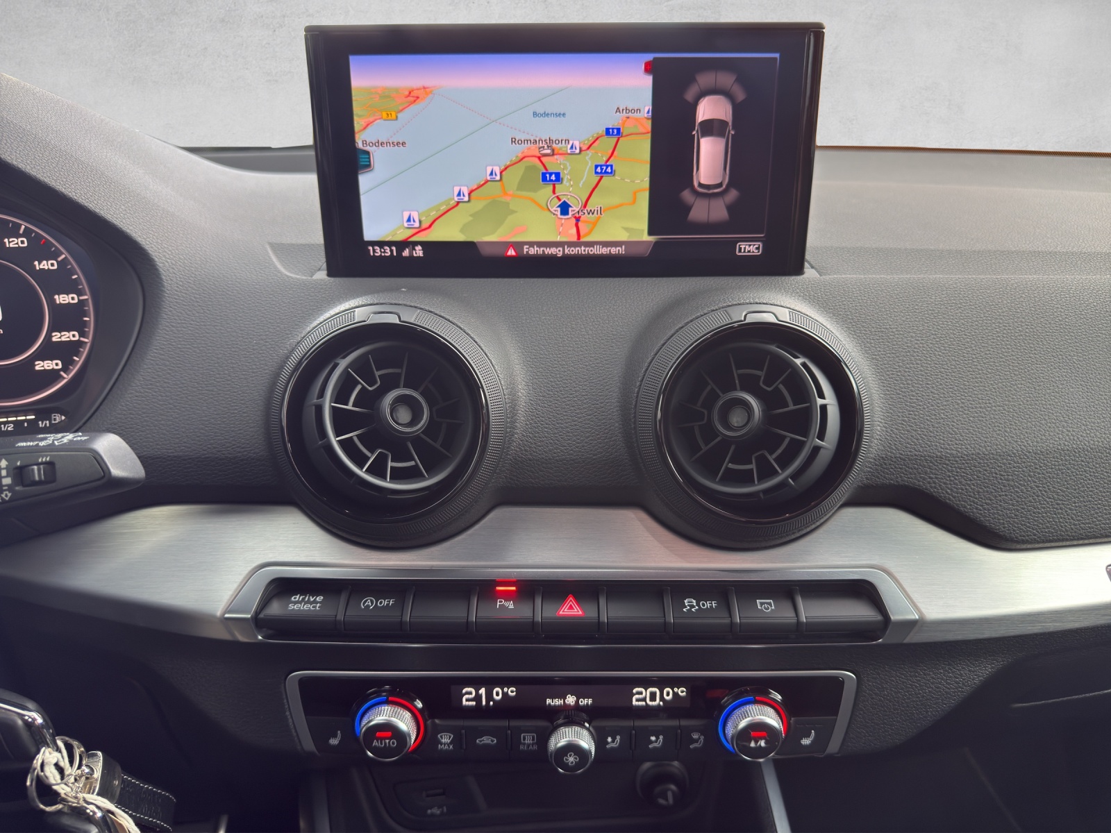 AUDI Q2 2.0 TDI sport quattro S-tronic-image-13