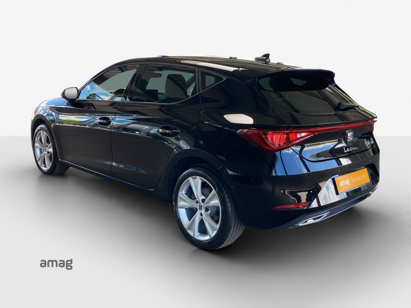 SEAT Leon 1.5 eHybrid pHEV DSG FR-showroom-element-2