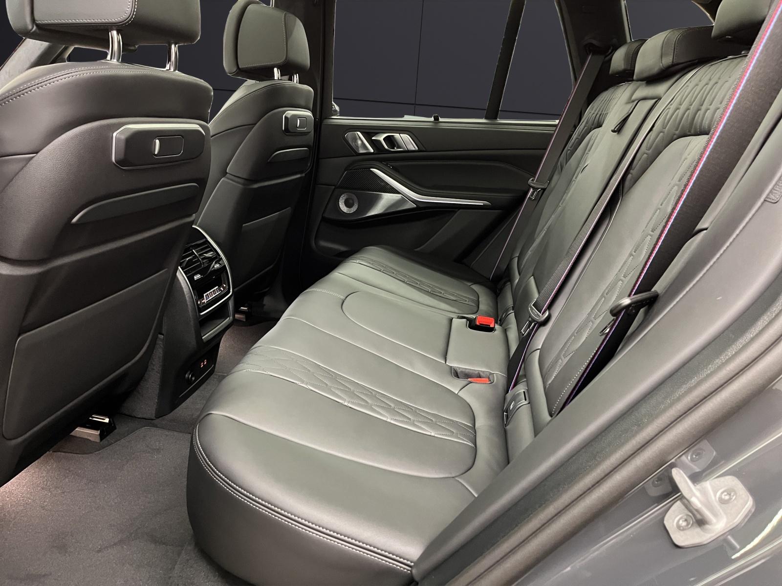 BMW X5 50e xDrive SAG-image-13