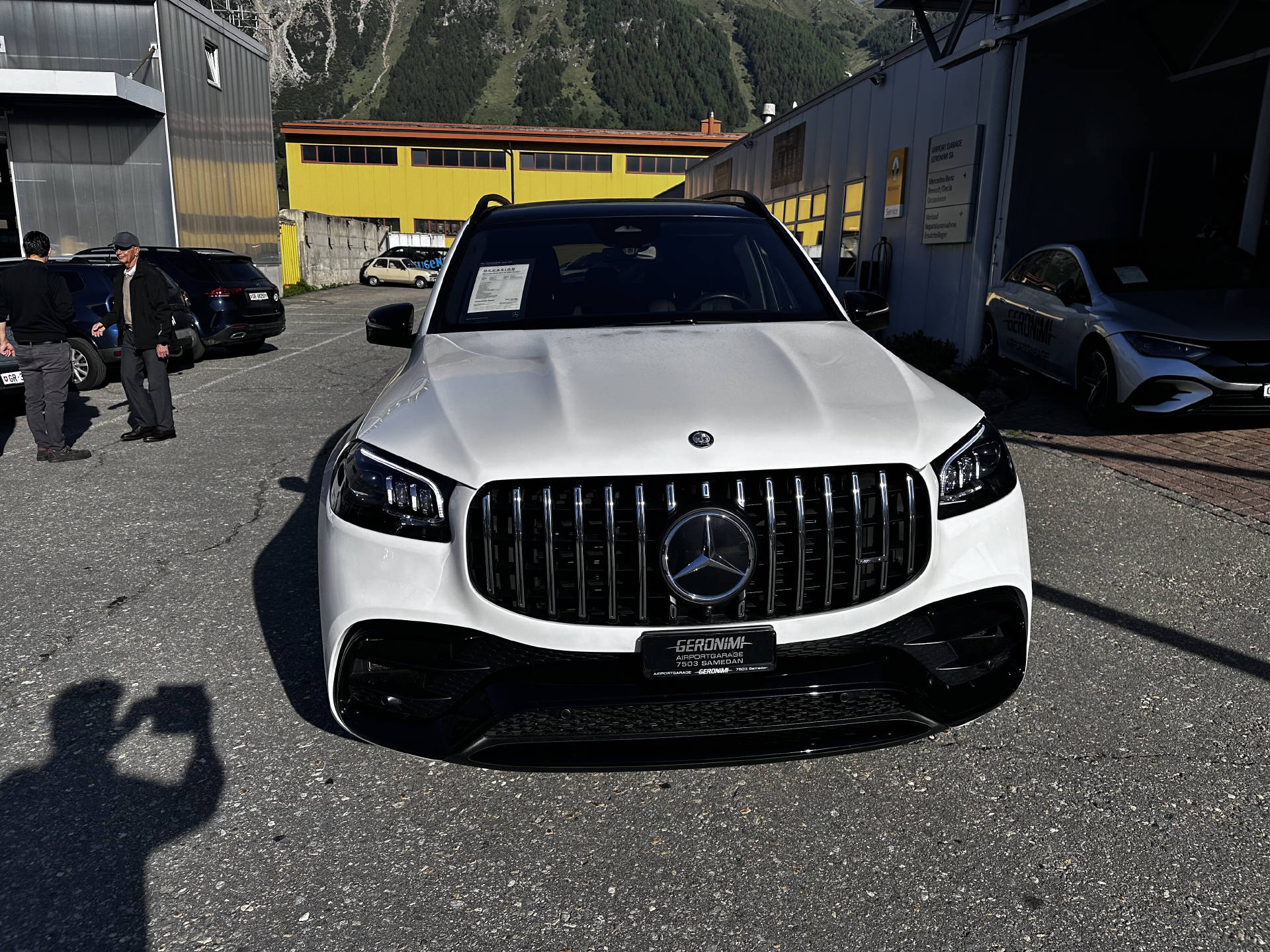 MERCEDES-BENZ GLS 63 AMG 4matic+-showroom-element-3