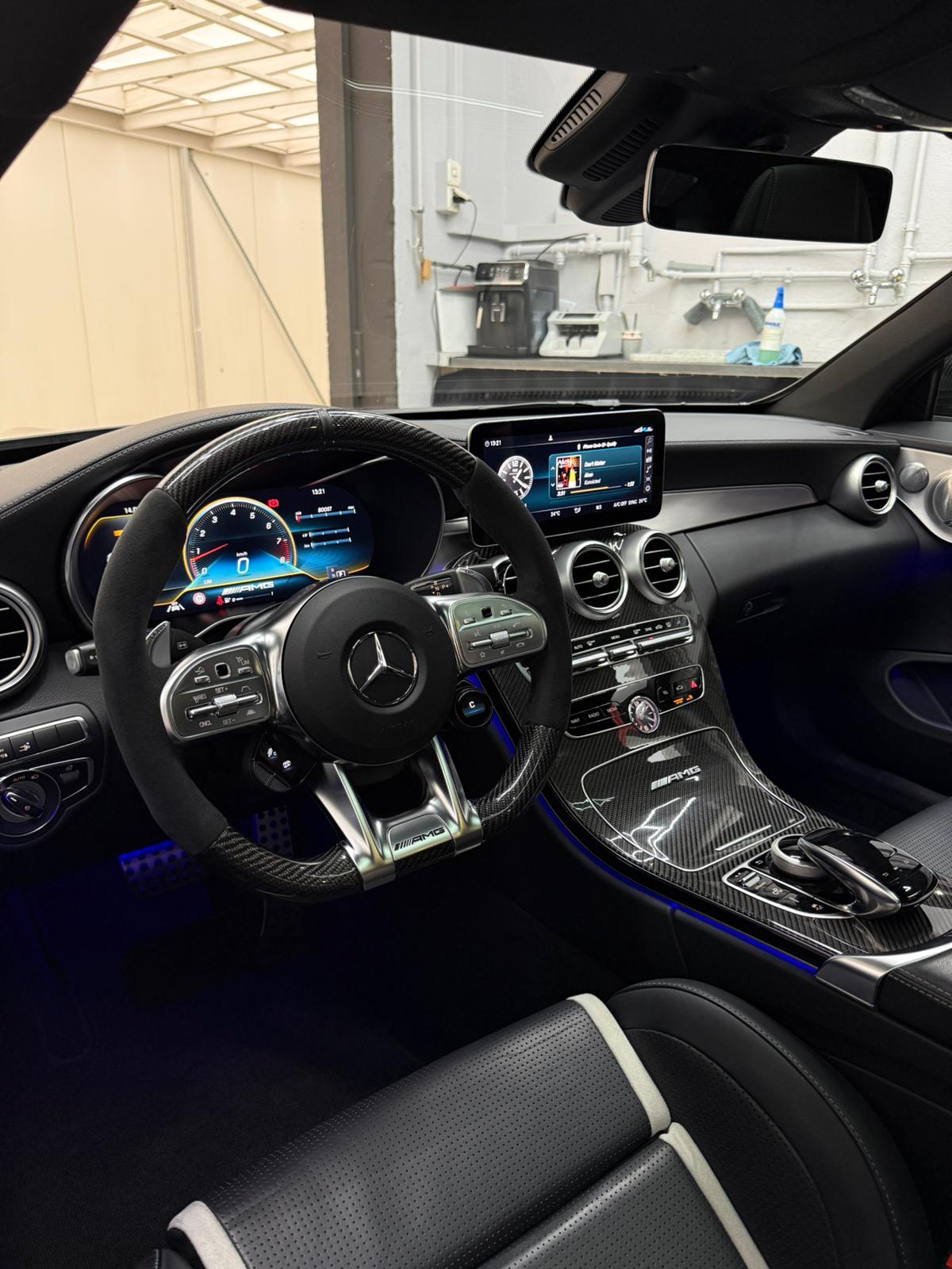 MERCEDES-BENZ C 63 S AMG Premium 9G-tronic *CH-Fahrzeug / Gratisservice / Garantie*-image-10