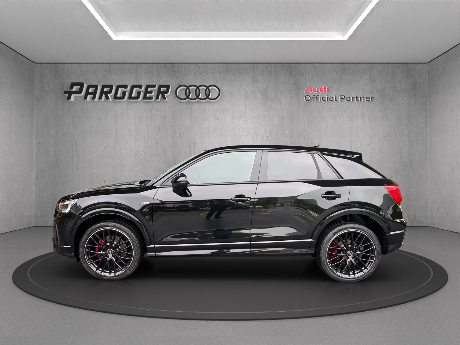 AUDI Q2 40 TFSI S line Attraction quattro S-tronic-showroom-element-2