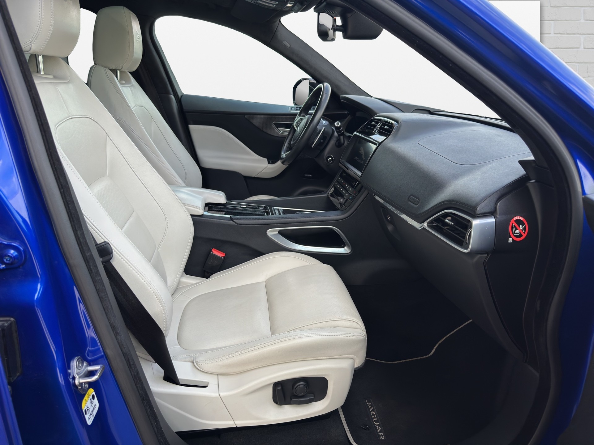JAGUAR F-Pace 3.0 TD R-Sport AWD Automatik-image-10