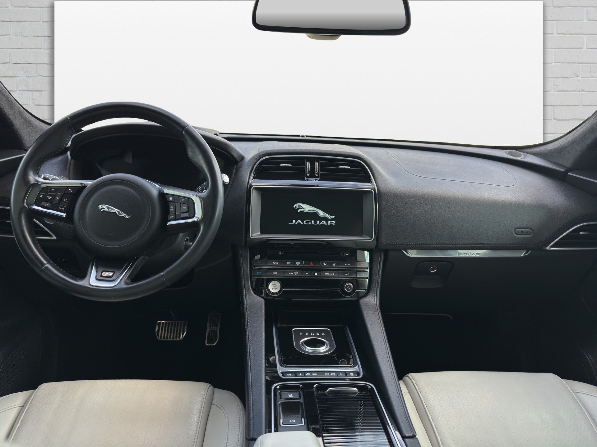 JAGUAR F-Pace 3.0 TD R-Sport AWD Automatik-image-8