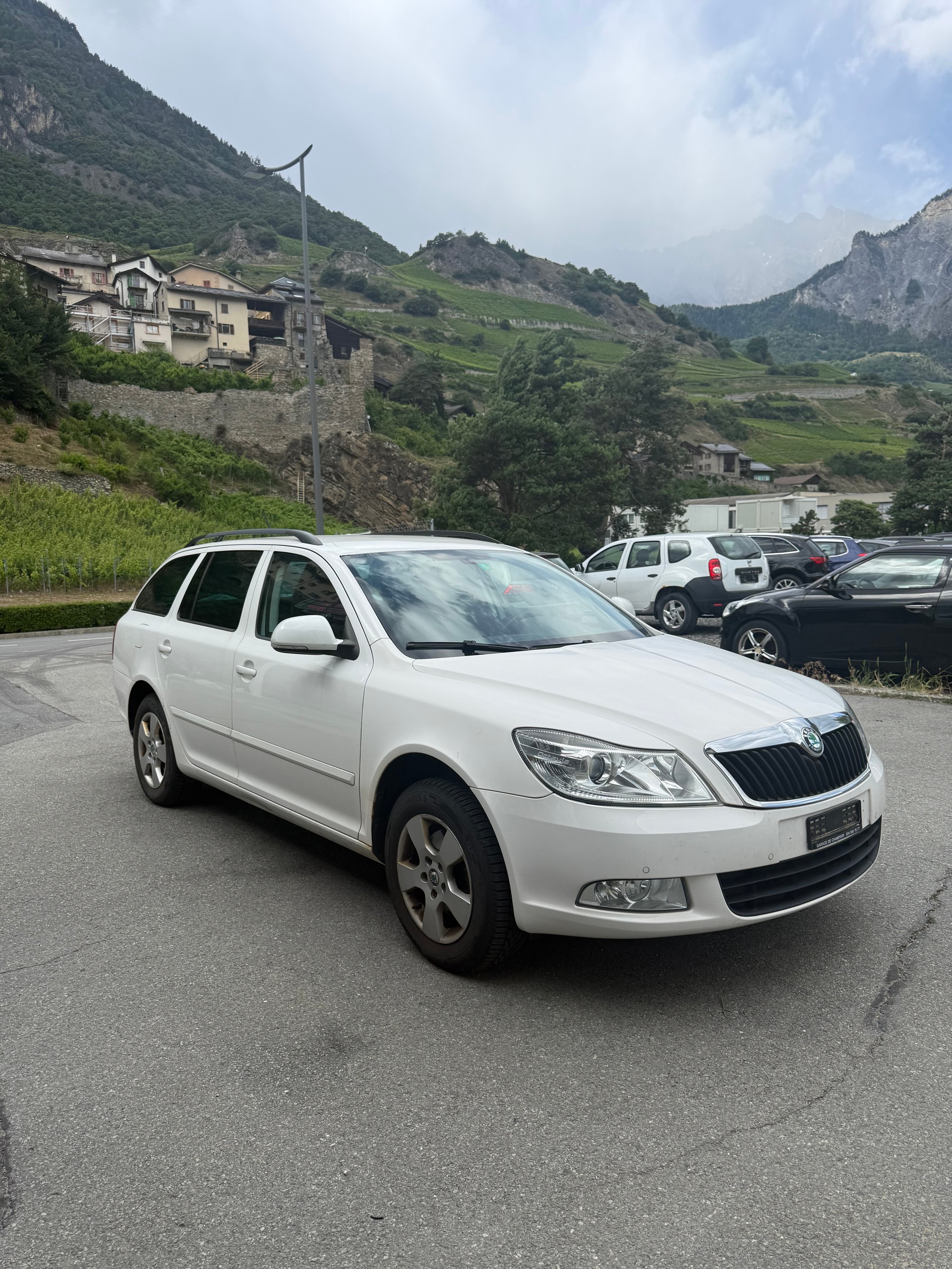 SKODA Octavia Combi 2.0 TDI Adventure 4x4 DSG-image-2